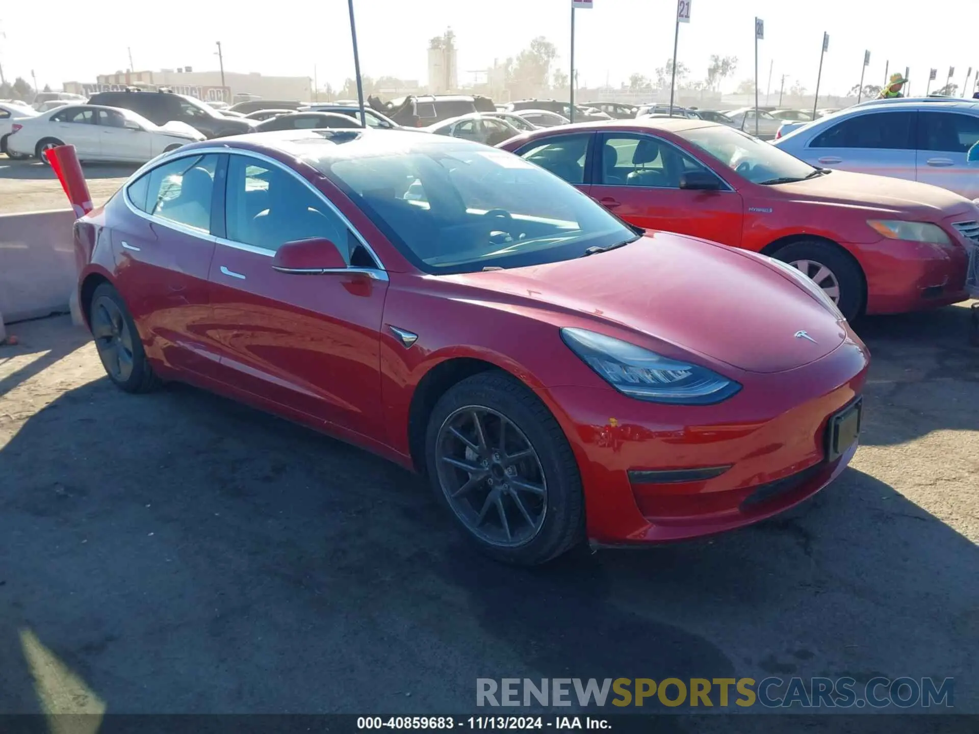 1 Фотография поврежденного автомобиля 5YJ3E1EA6KF464033 TESLA MODEL 3 2019