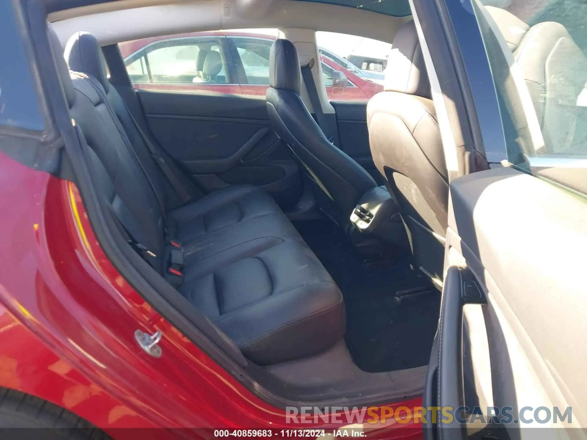 8 Фотография поврежденного автомобиля 5YJ3E1EA6KF464033 TESLA MODEL 3 2019