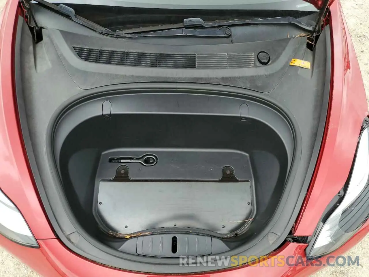 11 Photograph of a damaged car 5YJ3E1EA7KF298895 TESLA MODEL 3 2019