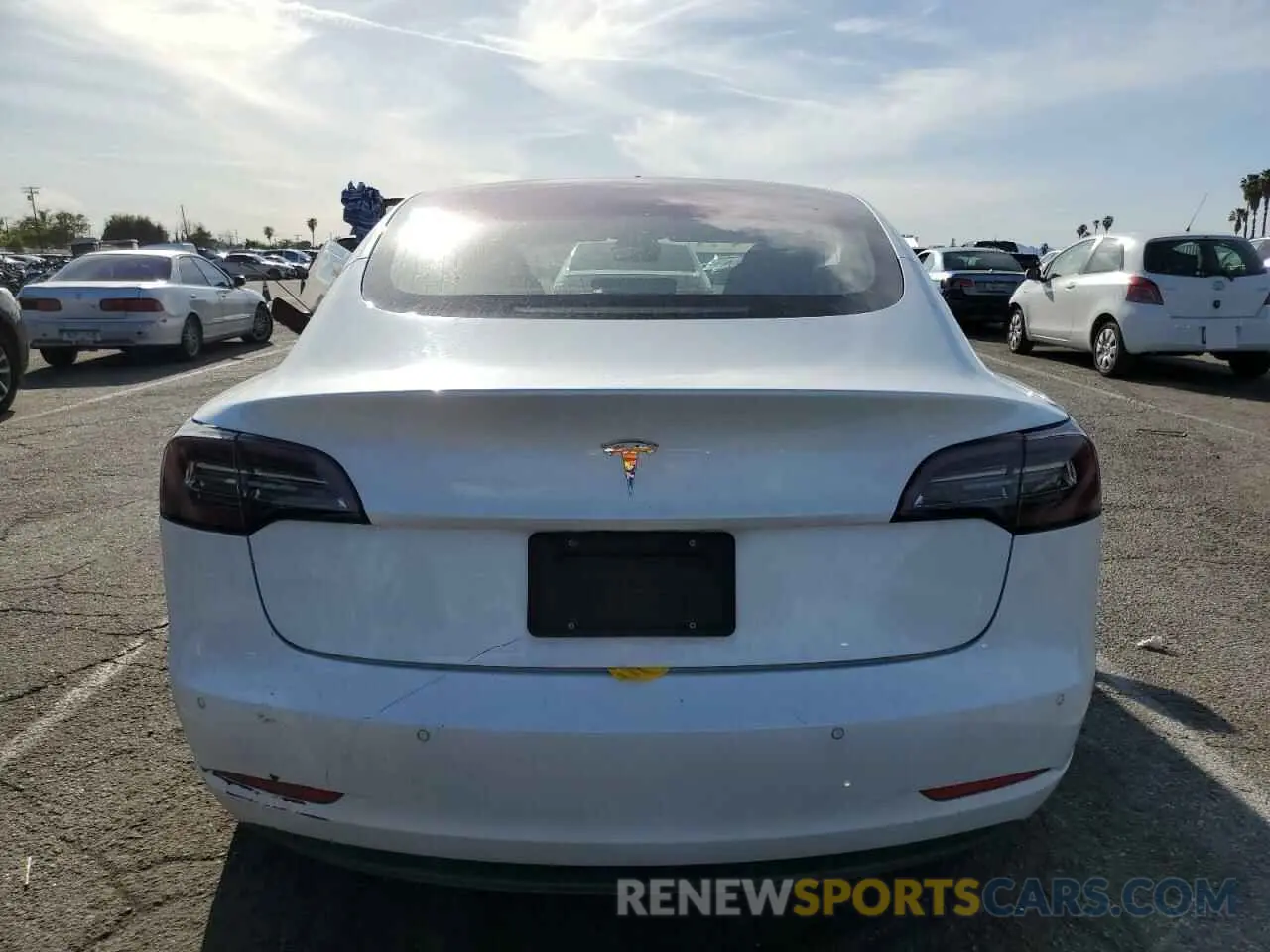 6 Фотография поврежденного автомобиля 5YJ3E1EA7KF300175 TESLA MODEL 3 2019