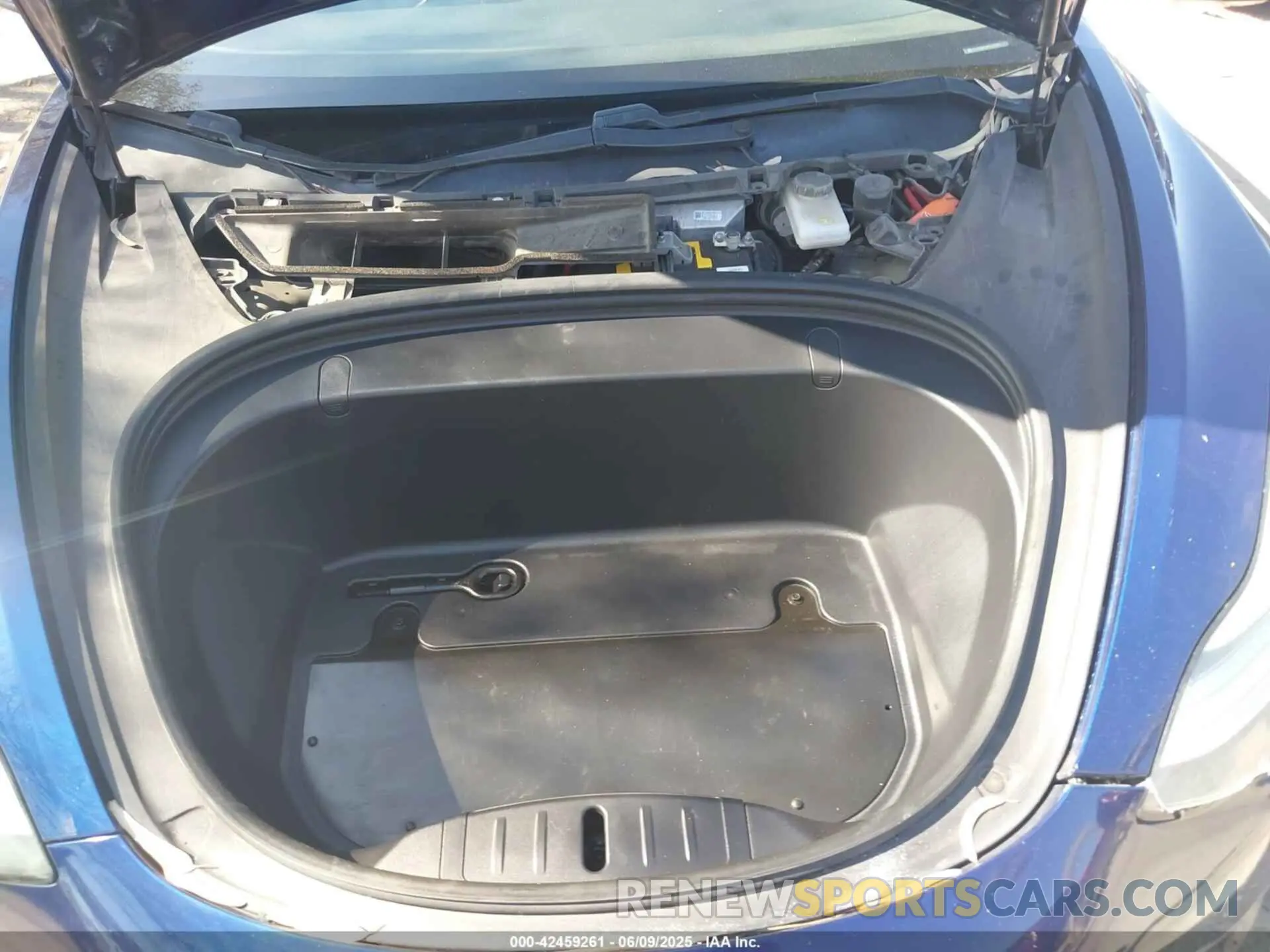 10 Photograph of a damaged car 5YJ3E1EA7KF308860 TESLA MODEL 3 2019
