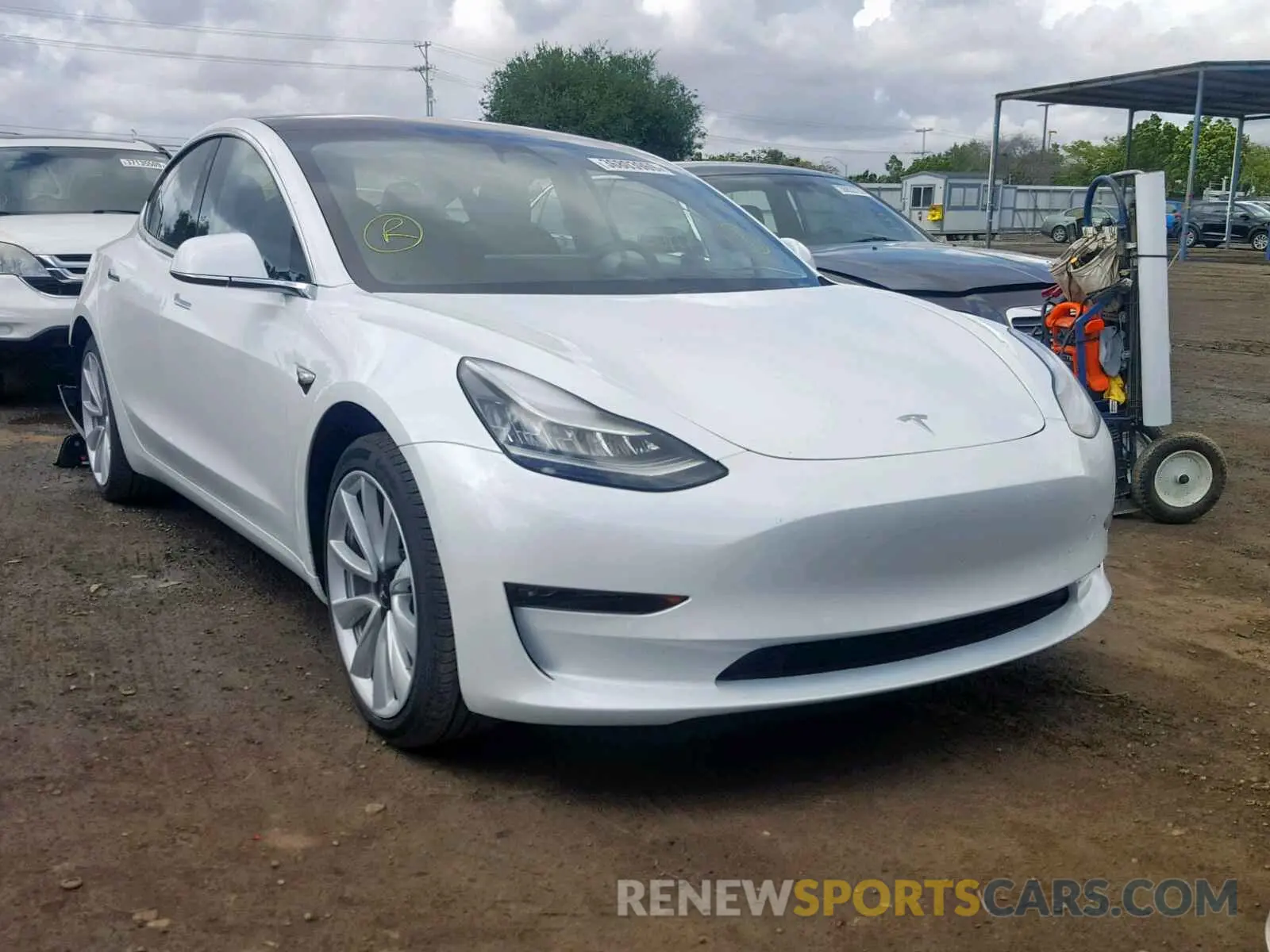 1 Photograph of a damaged car 5YJ3E1EA7KF326999 TESLA MODEL 3 2019