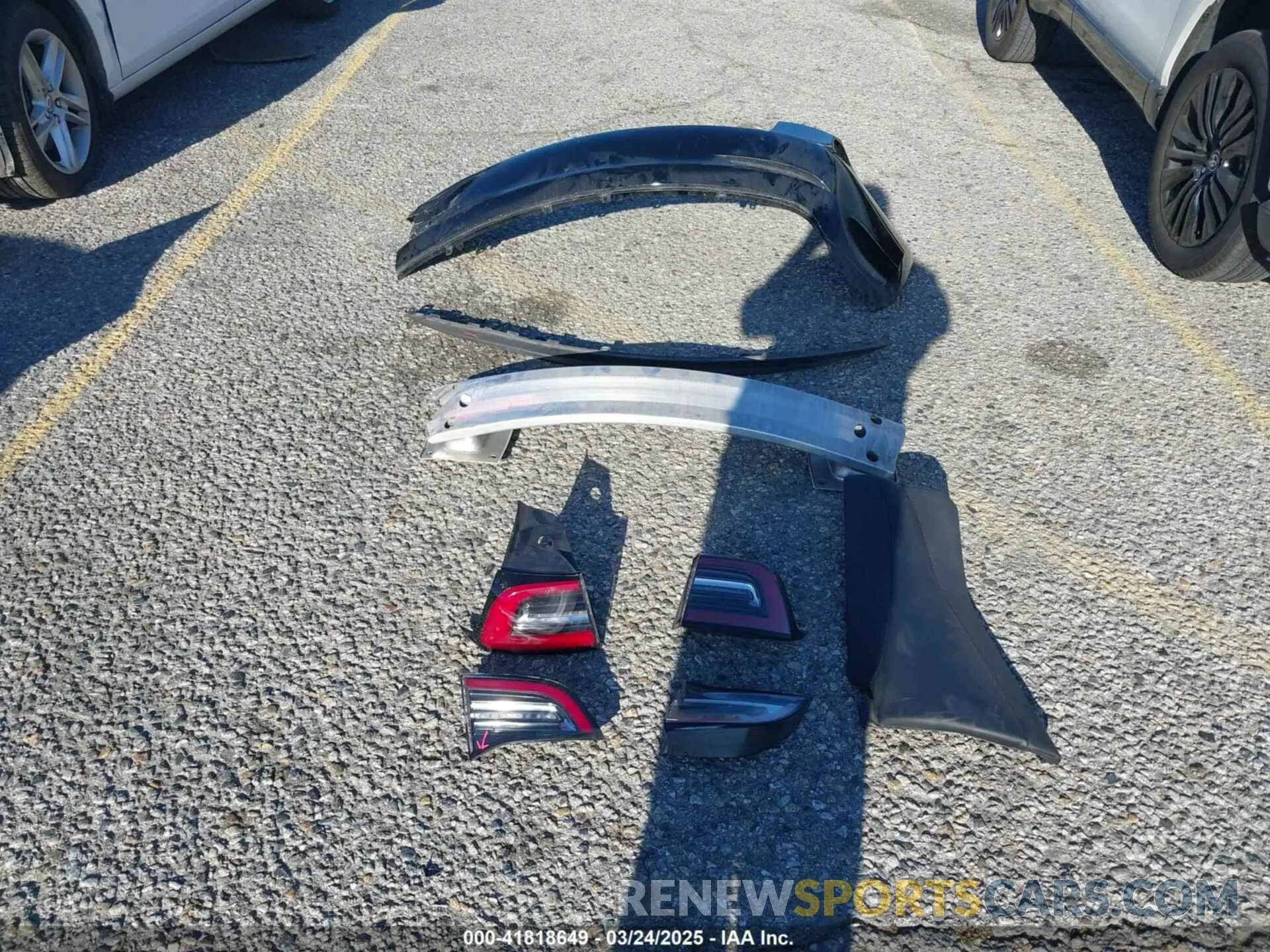 12 Photograph of a damaged car 5YJ3E1EA7KF398365 TESLA MODEL 3 2019