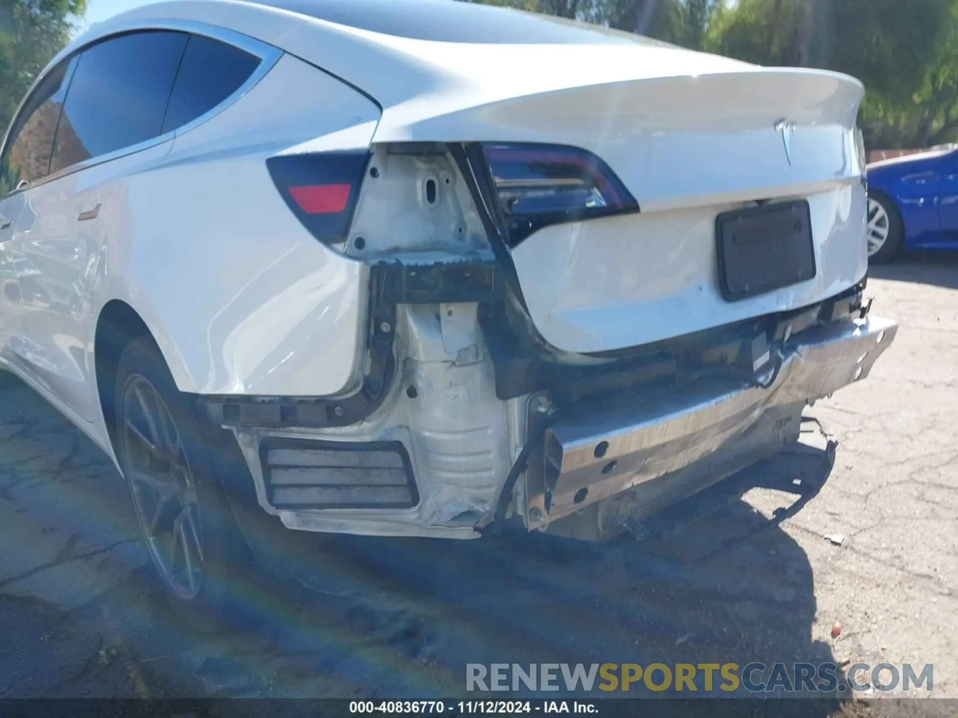 12 Photograph of a damaged car 5YJ3E1EA7KF401541 TESLA MODEL 3 2019