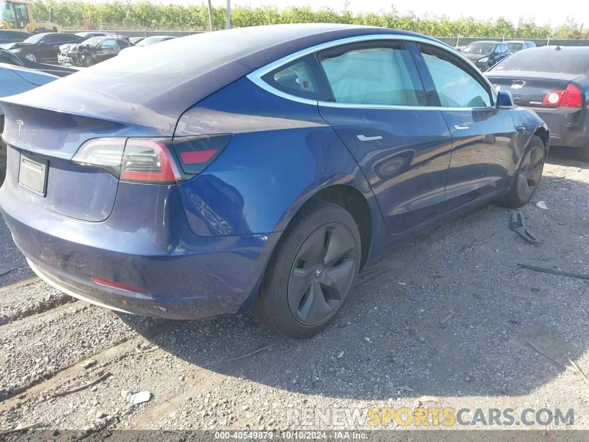 4 Фотография поврежденного автомобиля 5YJ3E1EA7KF414371 TESLA MODEL 3 2019
