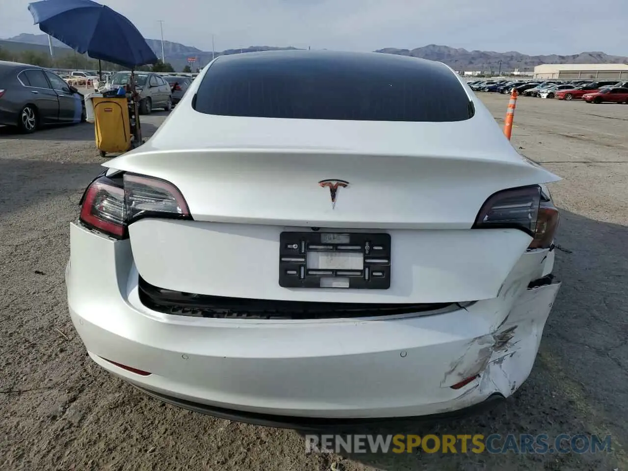 6 Фотография поврежденного автомобиля 5YJ3E1EA7KF417819 TESLA MODEL 3 2019