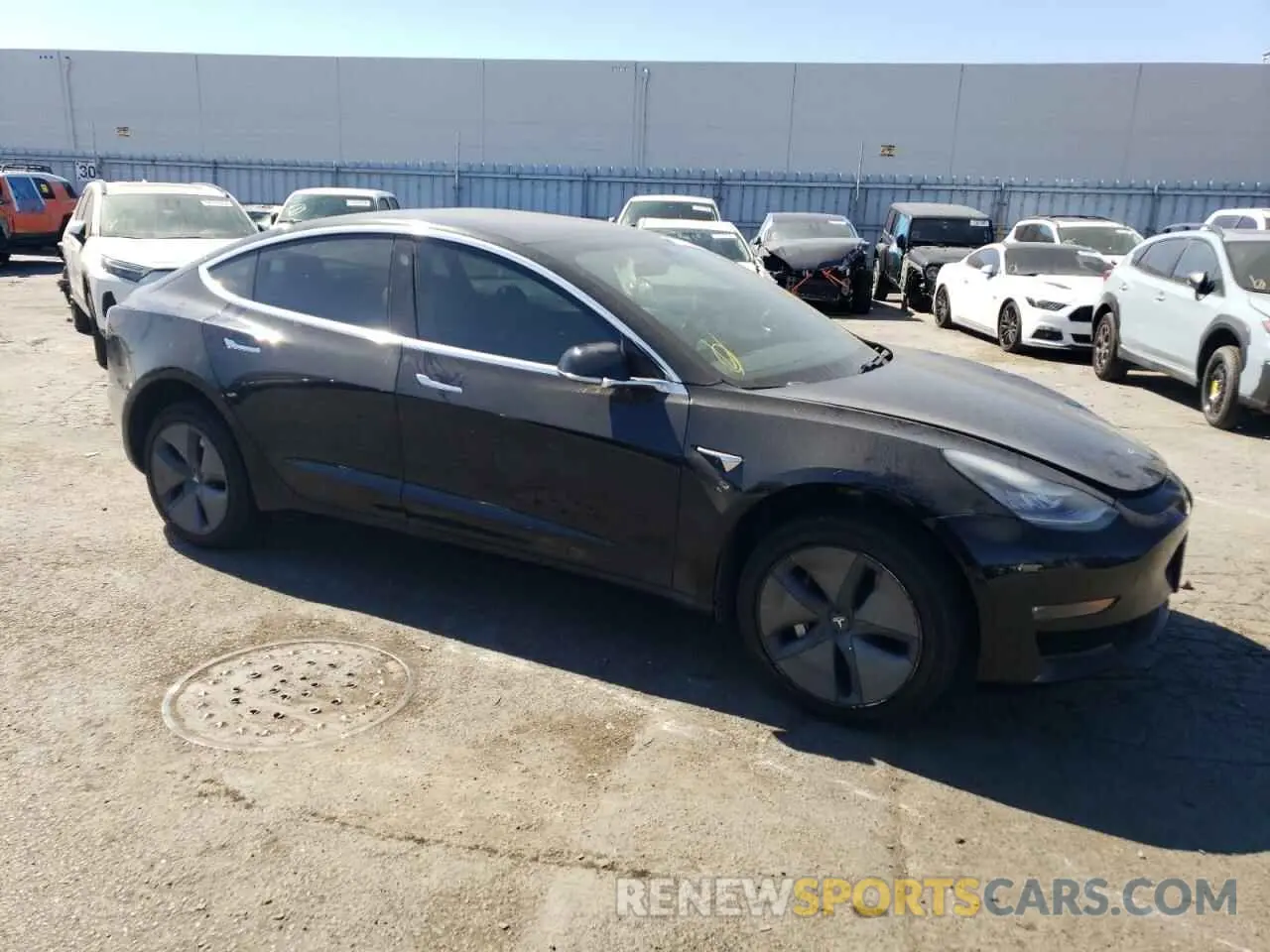 4 Photograph of a damaged car 5YJ3E1EA7KF422549 TESLA MODEL 3 2019