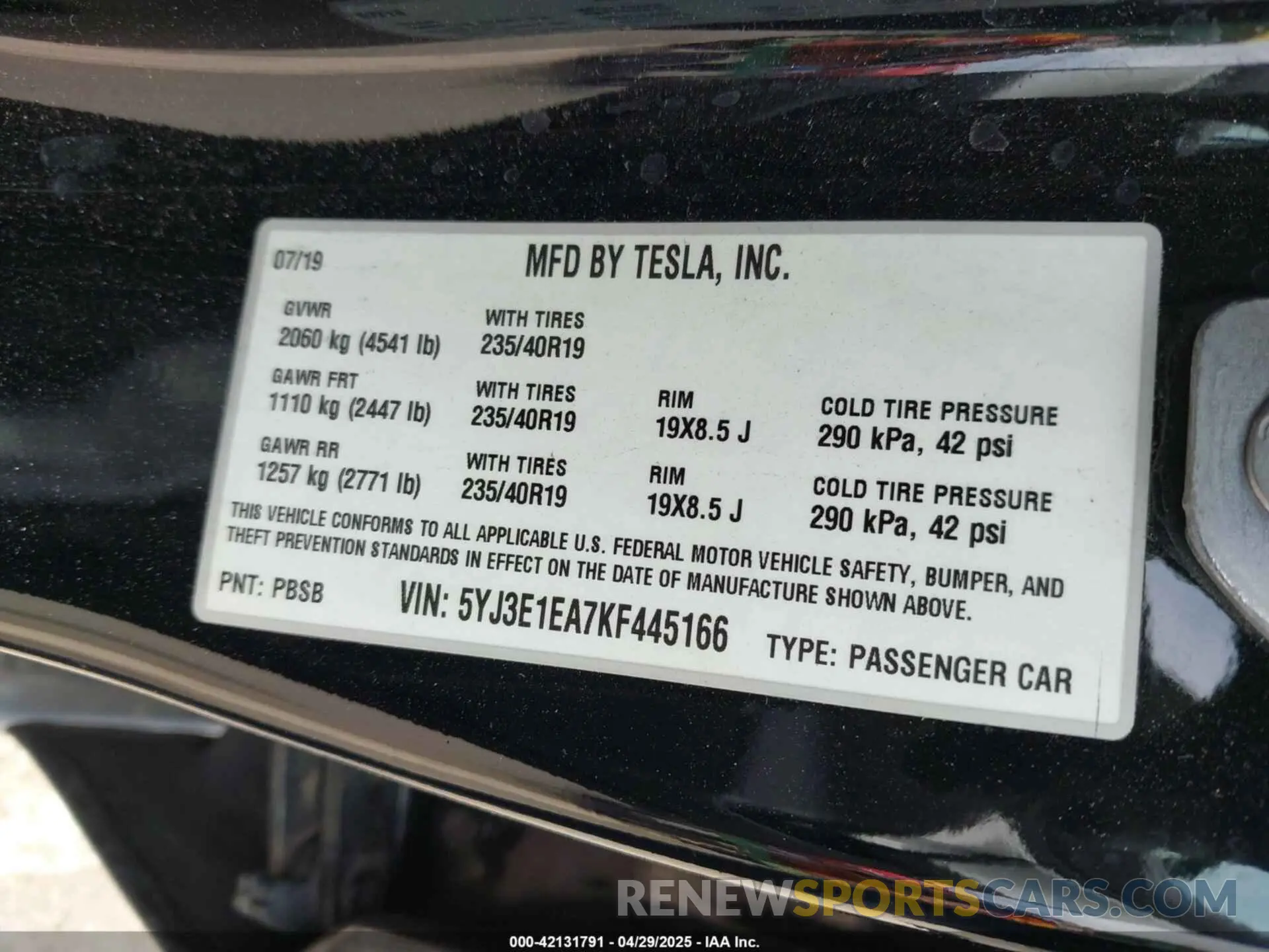 9 Photograph of a damaged car 5YJ3E1EA7KF445166 TESLA MODEL 3 2019