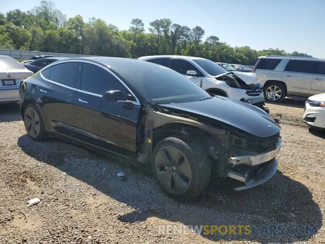 4 Photograph of a damaged car 5YJ3E1EA7KF484369 TESLA MODEL 3 2019