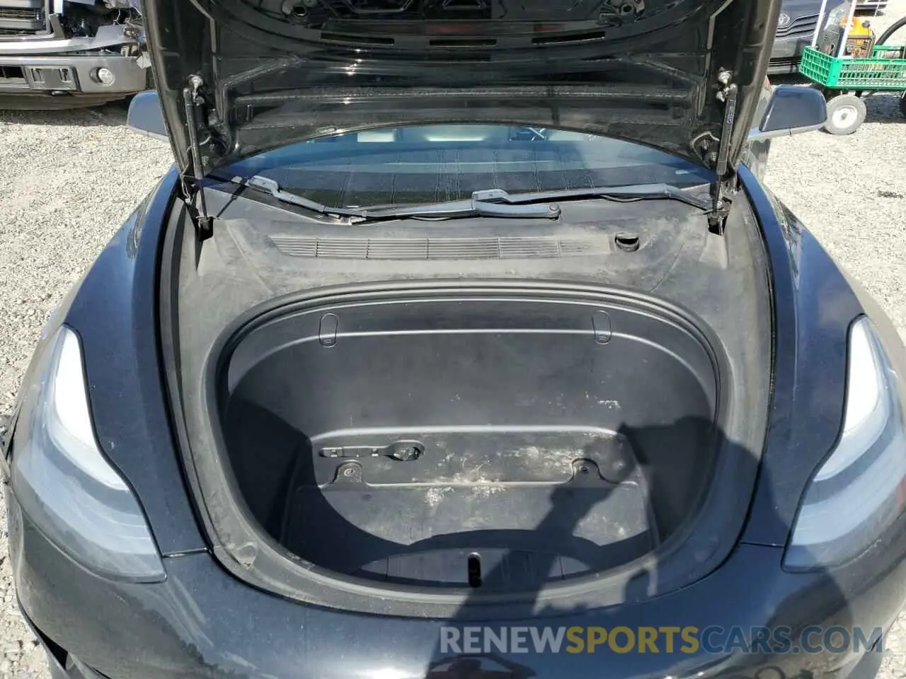 11 Photograph of a damaged car 5YJ3E1EA7KF485487 TESLA MODEL 3 2019
