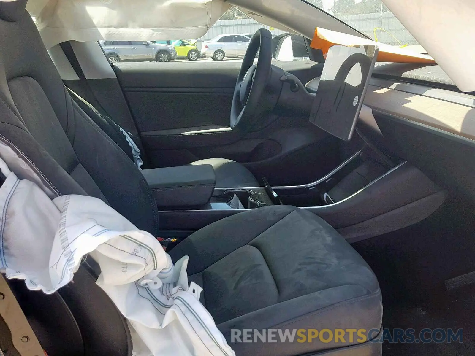 5 Photograph of a damaged car 5YJ3E1EA8KF304350 TESLA MODEL 3 2019