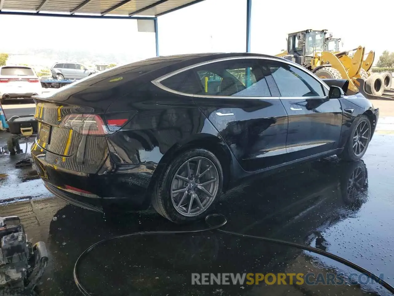 3 Фотография поврежденного автомобиля 5YJ3E1EA8KF305417 TESLA MODEL 3 2019