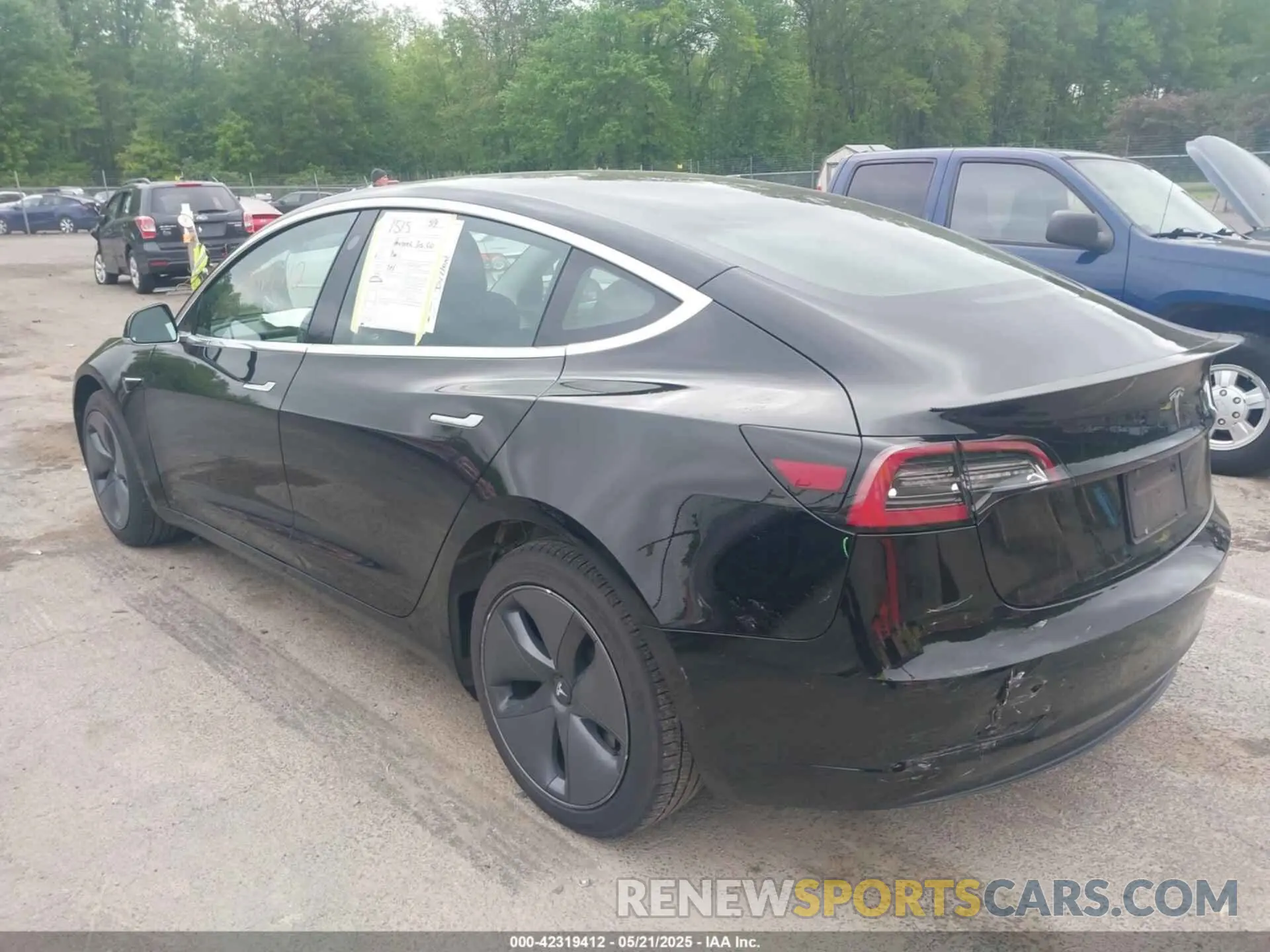 3 Photograph of a damaged car 5YJ3E1EA8KF400009 TESLA MODEL 3 2019