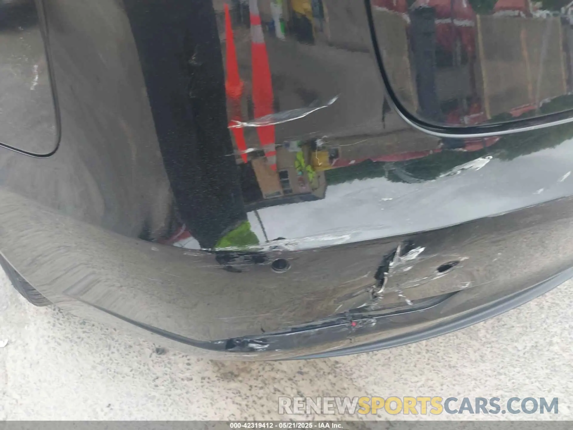 6 Photograph of a damaged car 5YJ3E1EA8KF400009 TESLA MODEL 3 2019