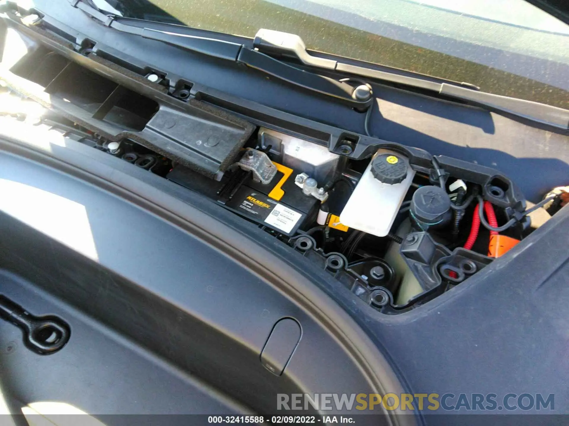 10 Photograph of a damaged car 5YJ3E1EA8KF415819 TESLA MODEL 3 2019