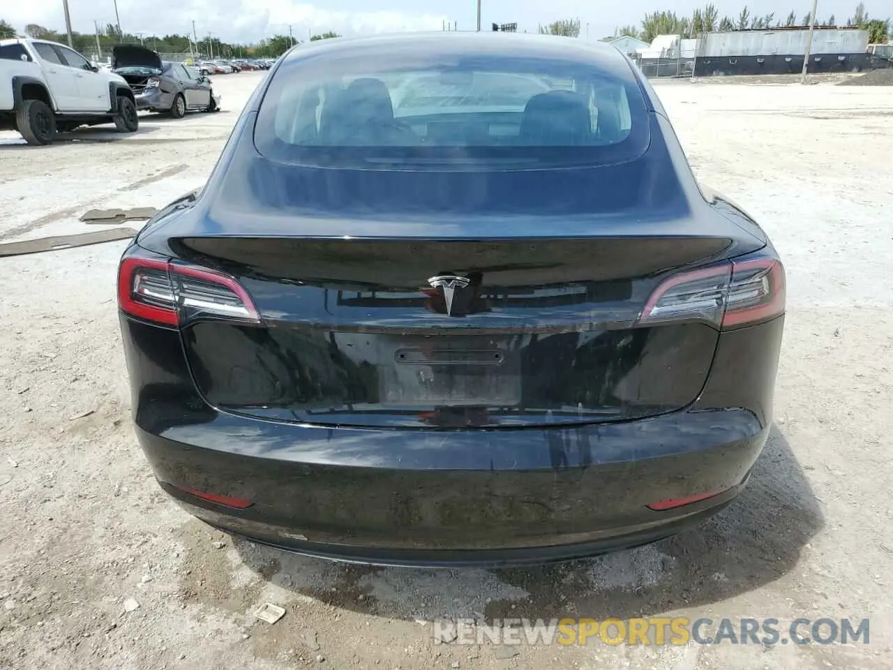 6 Фотография поврежденного автомобиля 5YJ3E1EA8KF417067 TESLA MODEL 3 2019