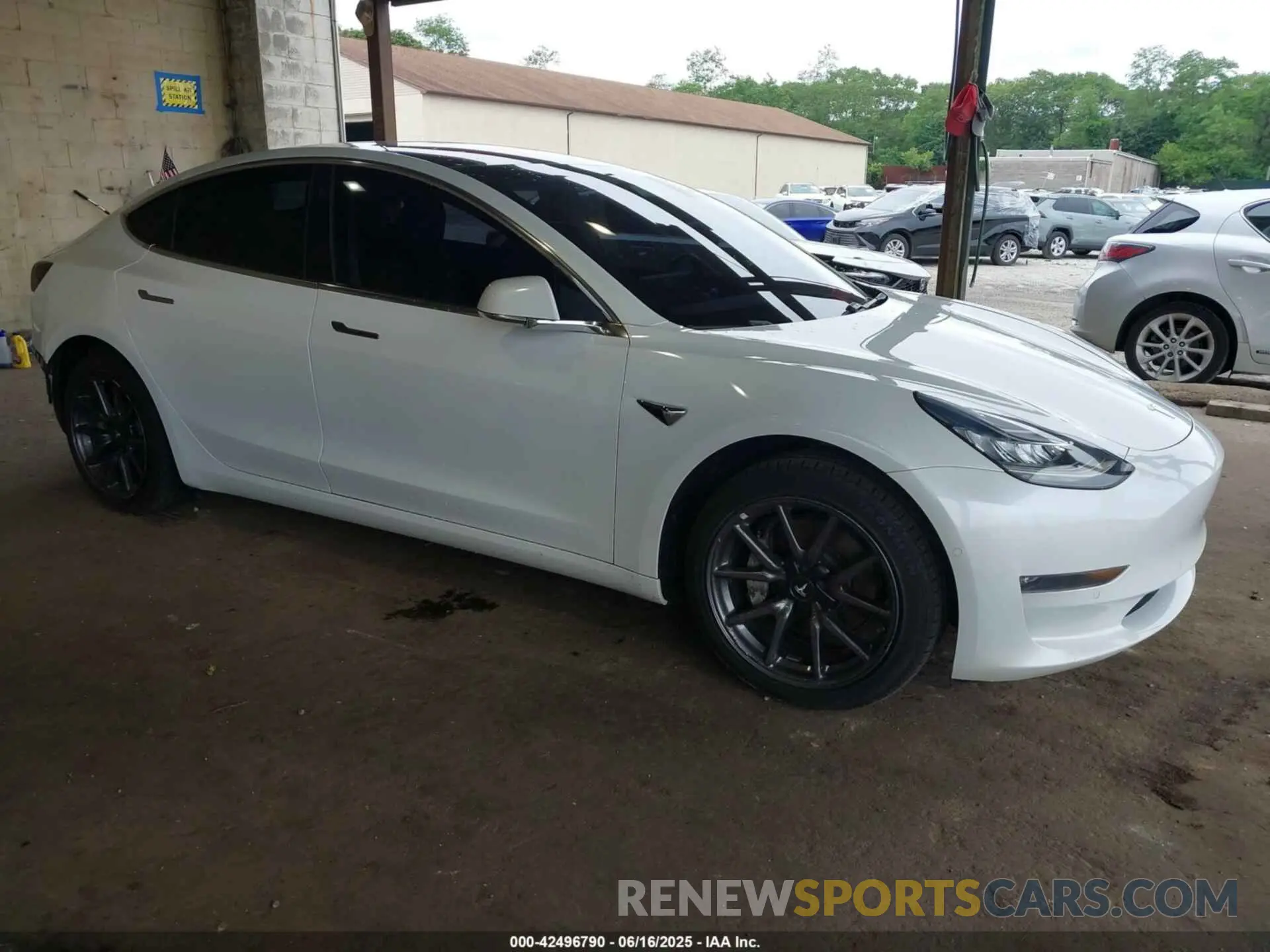 1 Фотография поврежденного автомобиля 5YJ3E1EA9KF300243 TESLA MODEL 3 2019