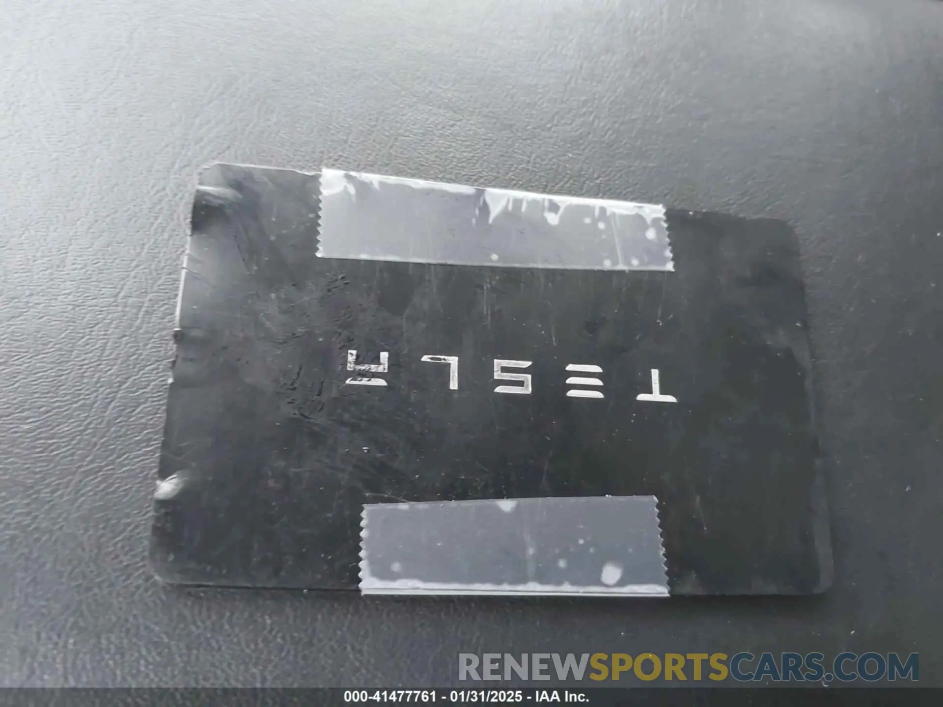 11 Photograph of a damaged car 5YJ3E1EA9KF304423 TESLA MODEL 3 2019