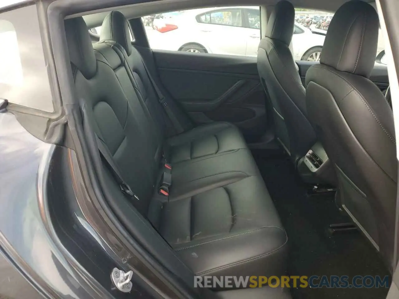 10 Photograph of a damaged car 5YJ3E1EA9KF307659 TESLA MODEL 3 2019