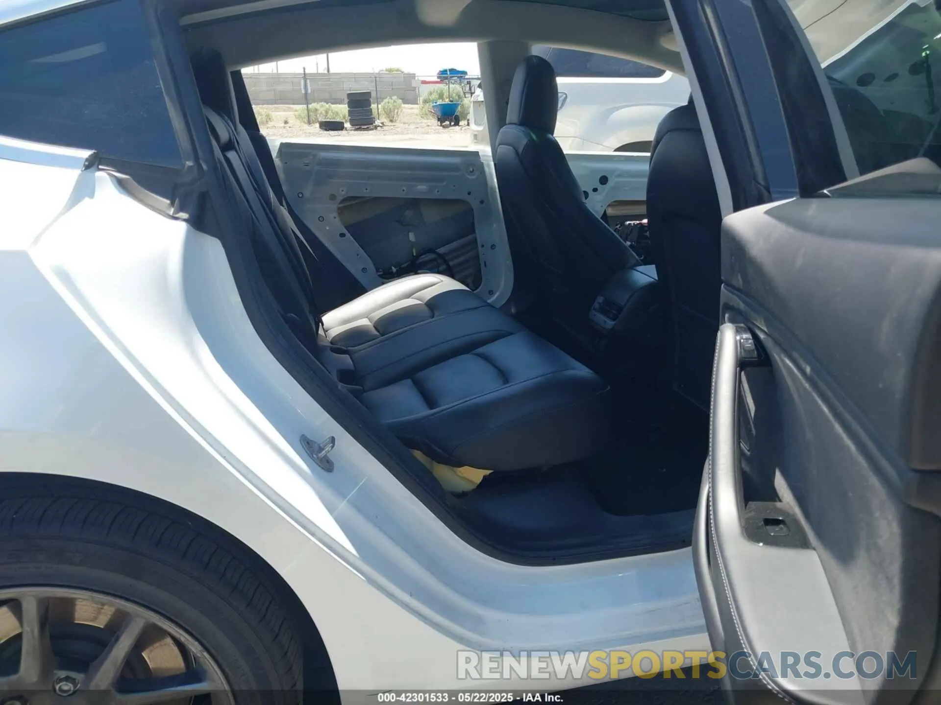 8 Фотография поврежденного автомобиля 5YJ3E1EA9KF337499 TESLA MODEL 3 2019