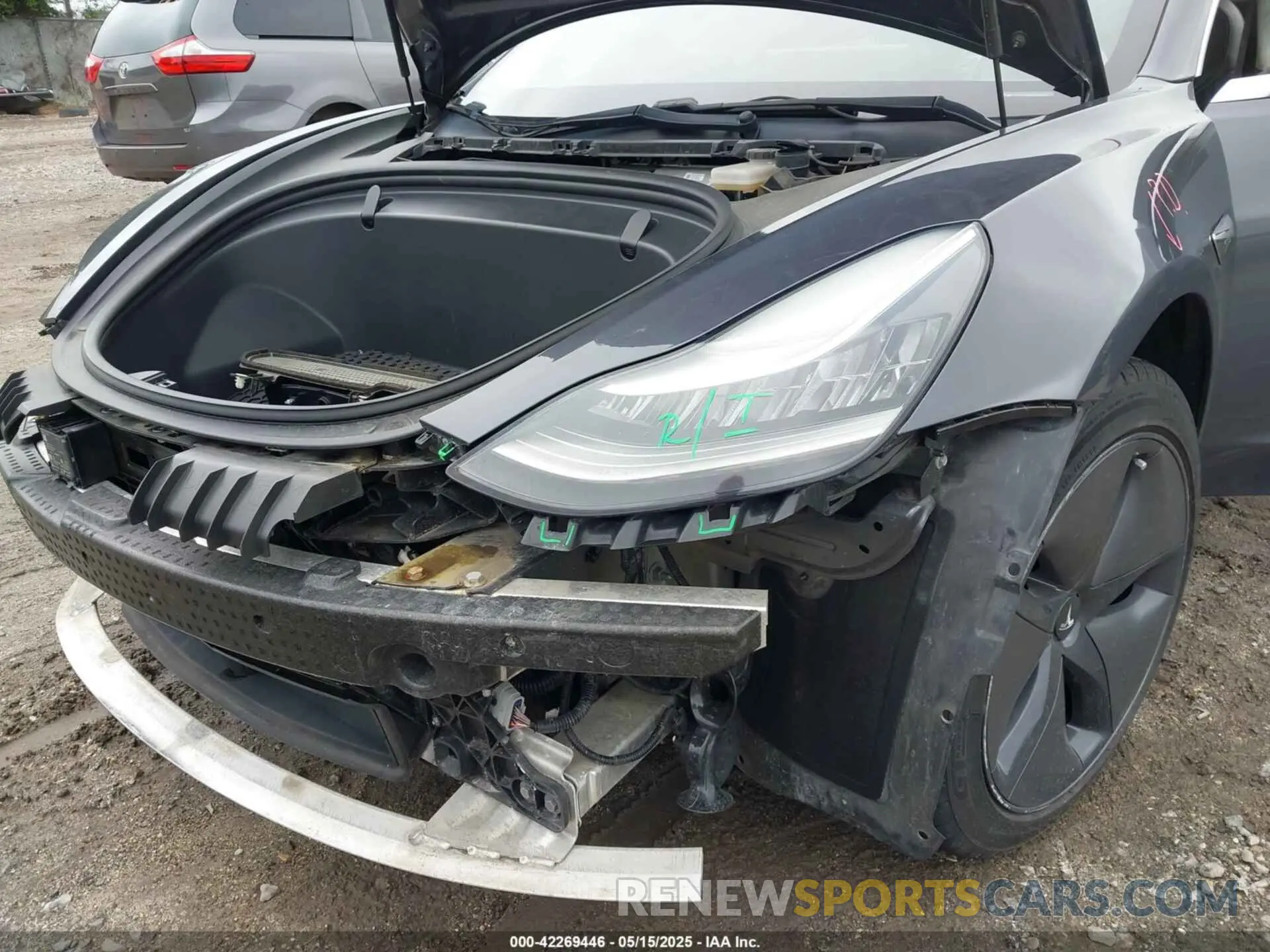 19 Фотография поврежденного автомобиля 5YJ3E1EA9KF362435 TESLA MODEL 3 2019
