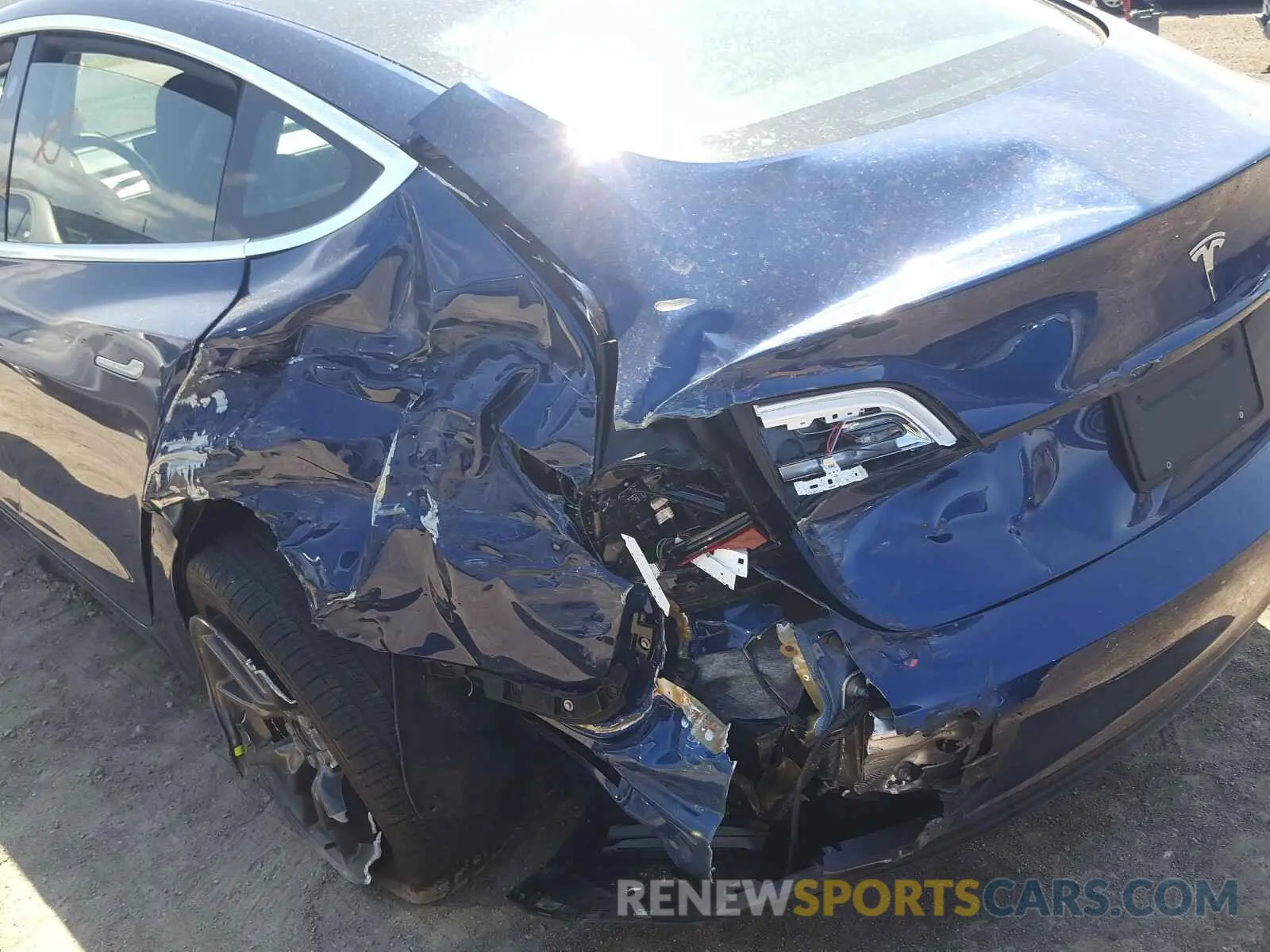 9 Photograph of a damaged car 5YJ3E1EA9KF400858 TESLA MODEL 3 2019