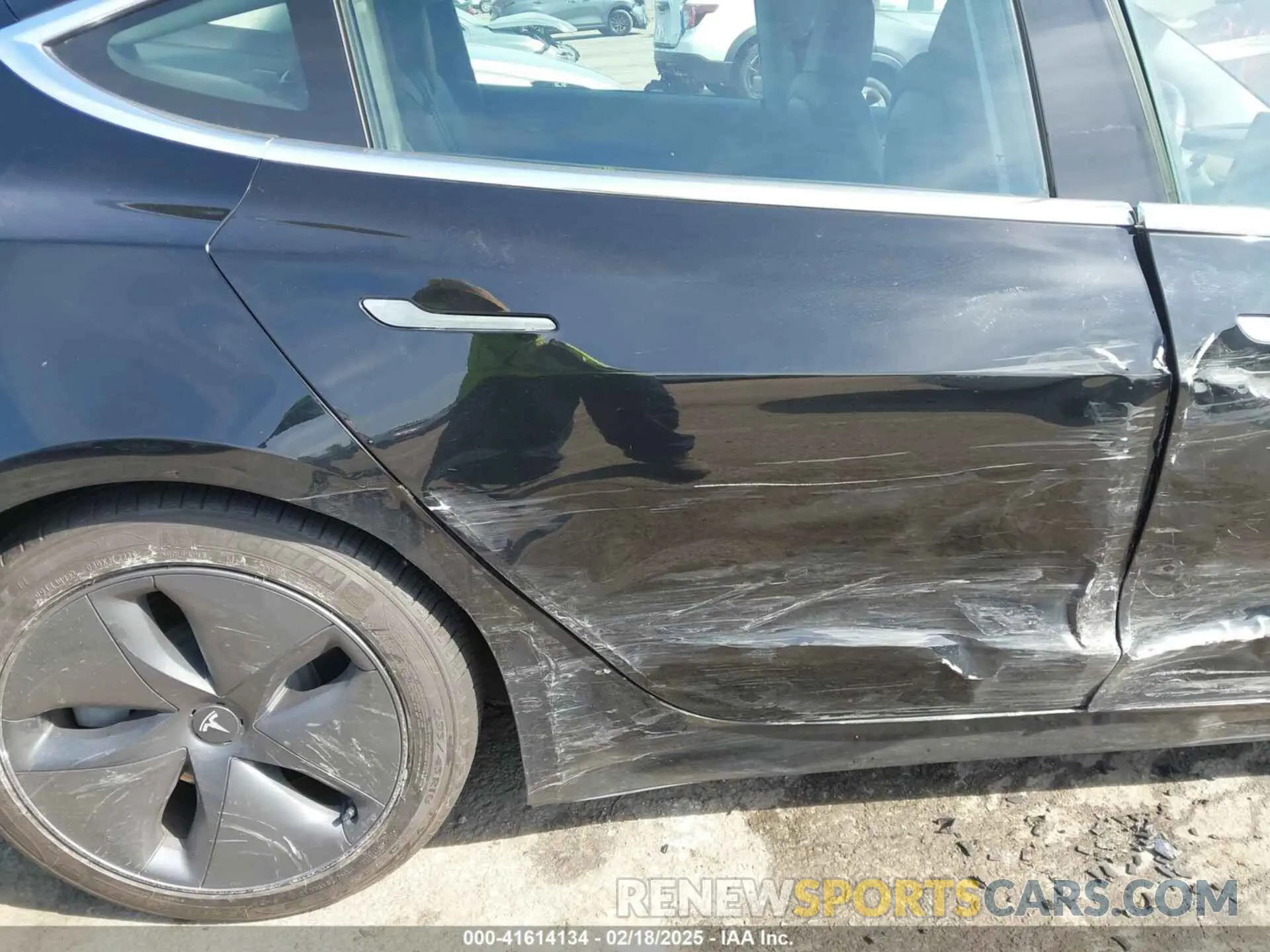 20 Фотография поврежденного автомобиля 5YJ3E1EA9KF410869 TESLA MODEL 3 2019