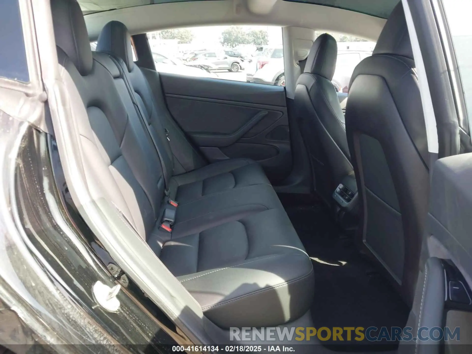 8 Фотография поврежденного автомобиля 5YJ3E1EA9KF410869 TESLA MODEL 3 2019