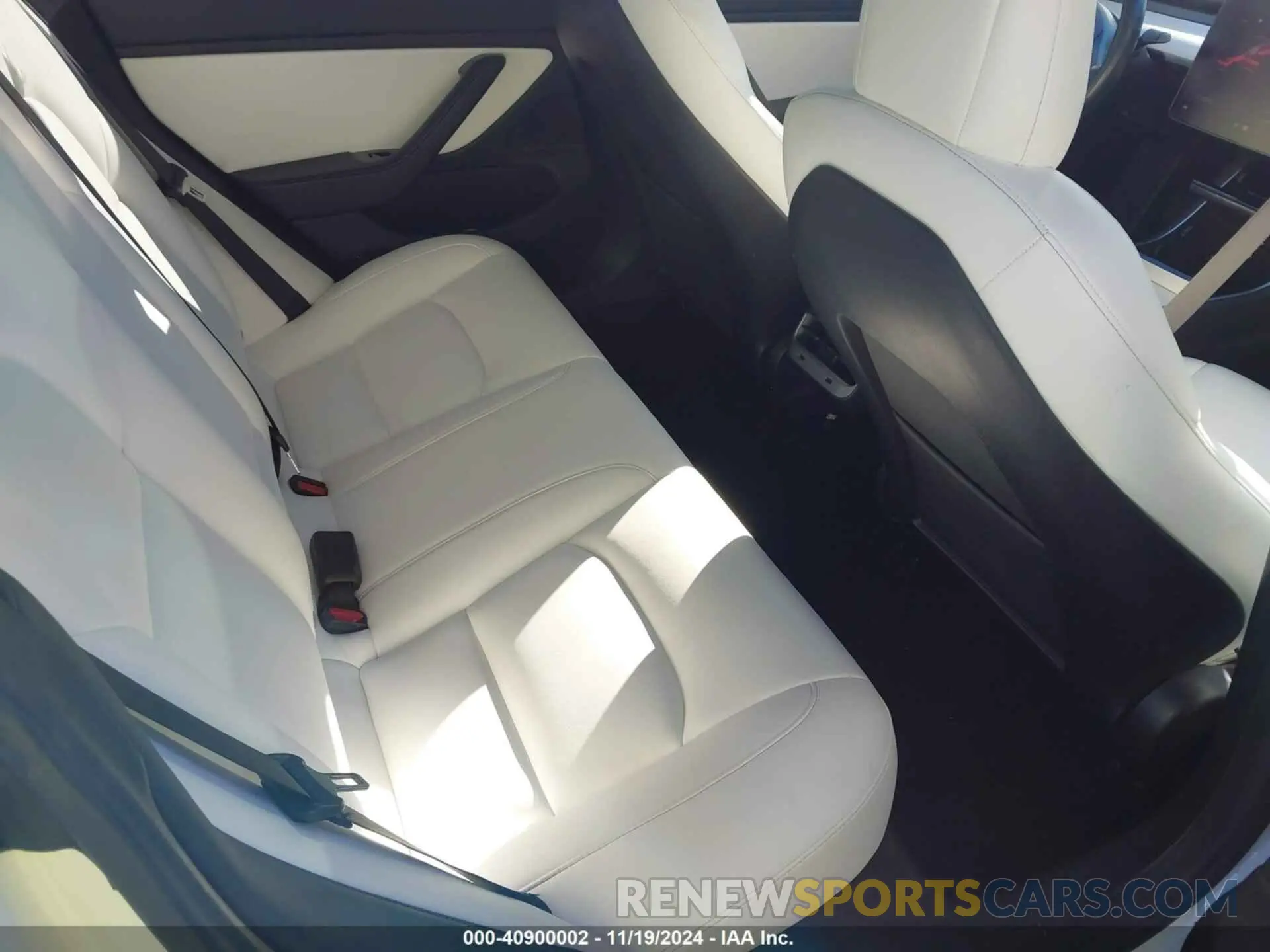 8 Фотография поврежденного автомобиля 5YJ3E1EA9KF413156 TESLA MODEL 3 2019