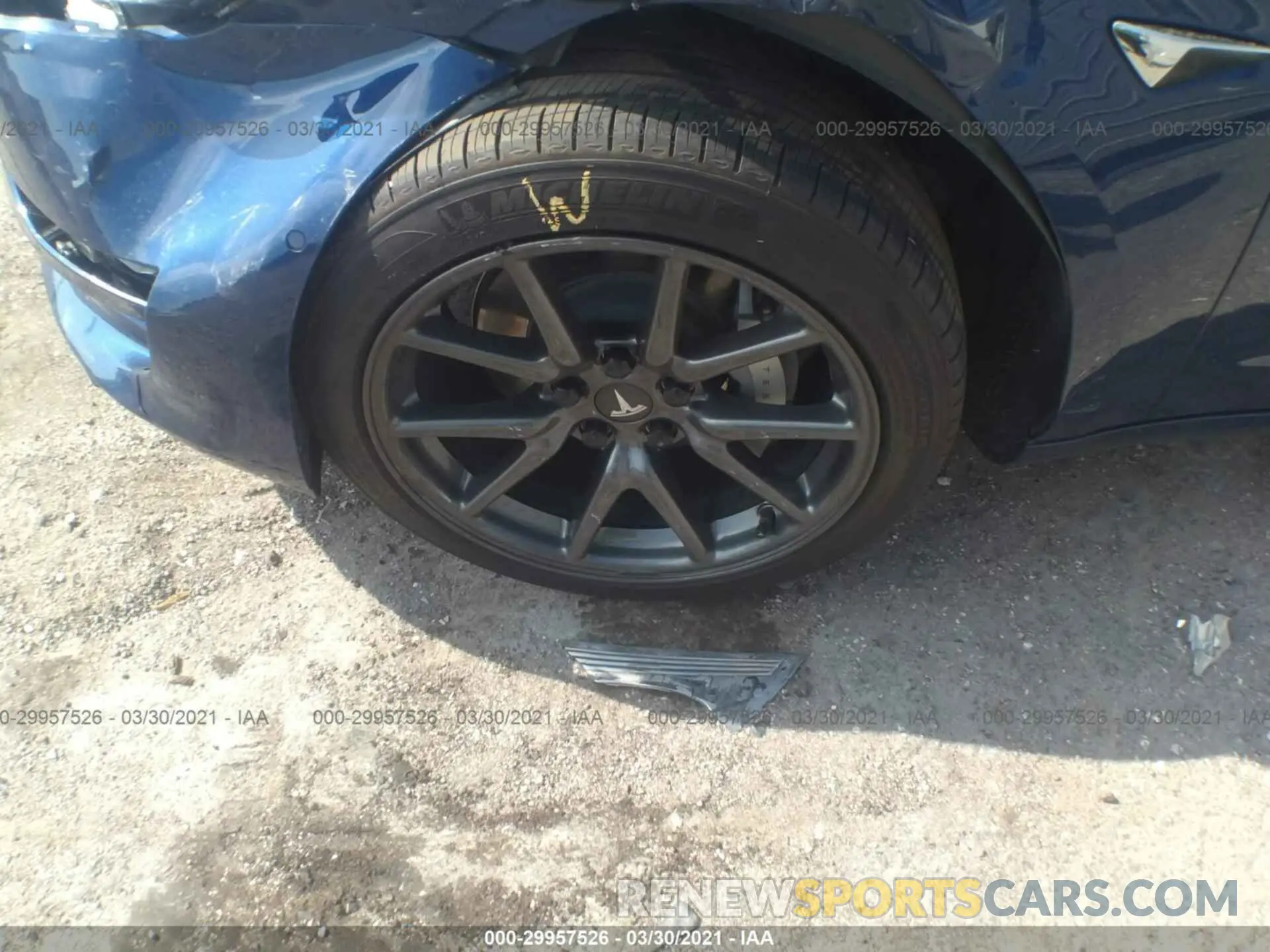 11 Фотография поврежденного автомобиля 5YJ3E1EA9KF425047 TESLA MODEL 3 2019