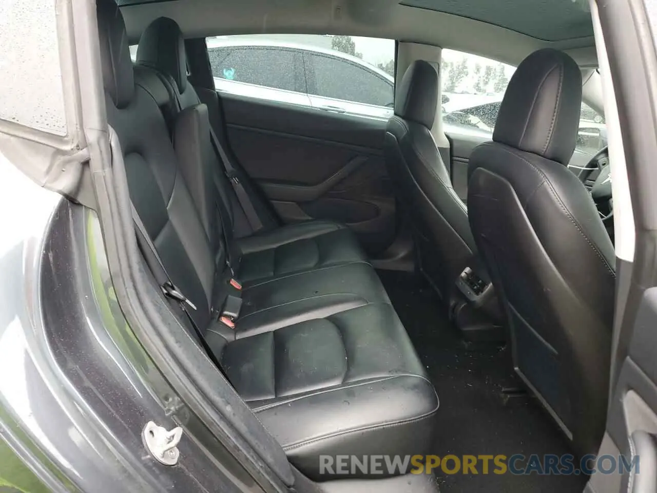 10 Photograph of a damaged car 5YJ3E1EA9KF447453 TESLA MODEL 3 2019