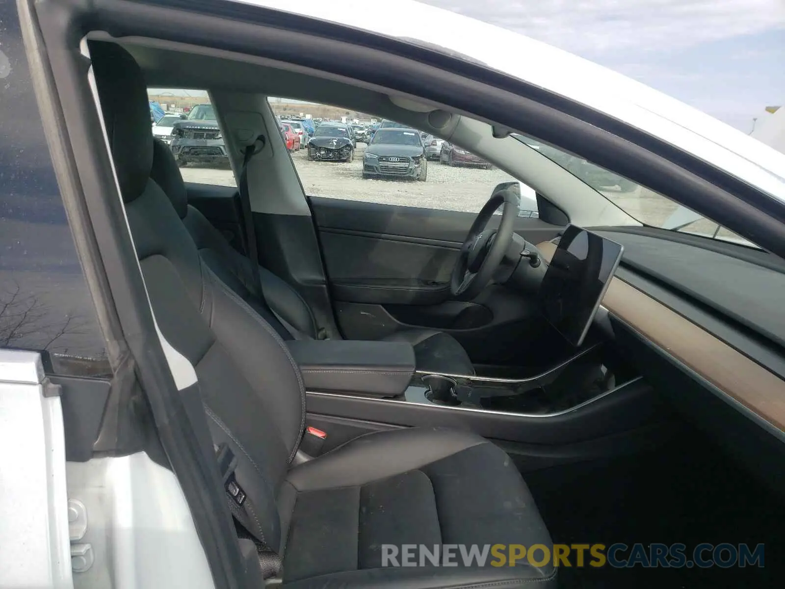 5 Photograph of a damaged car 5YJ3E1EA9KF487709 TESLA MODEL 3 2019