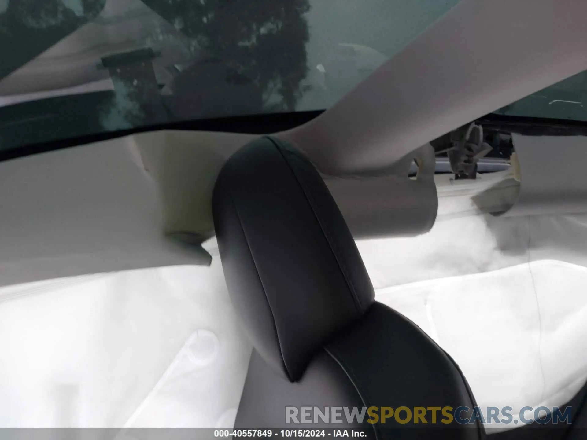 24 Photograph of a damaged car 5YJ3E1EA9KF495289 TESLA MODEL 3 2019