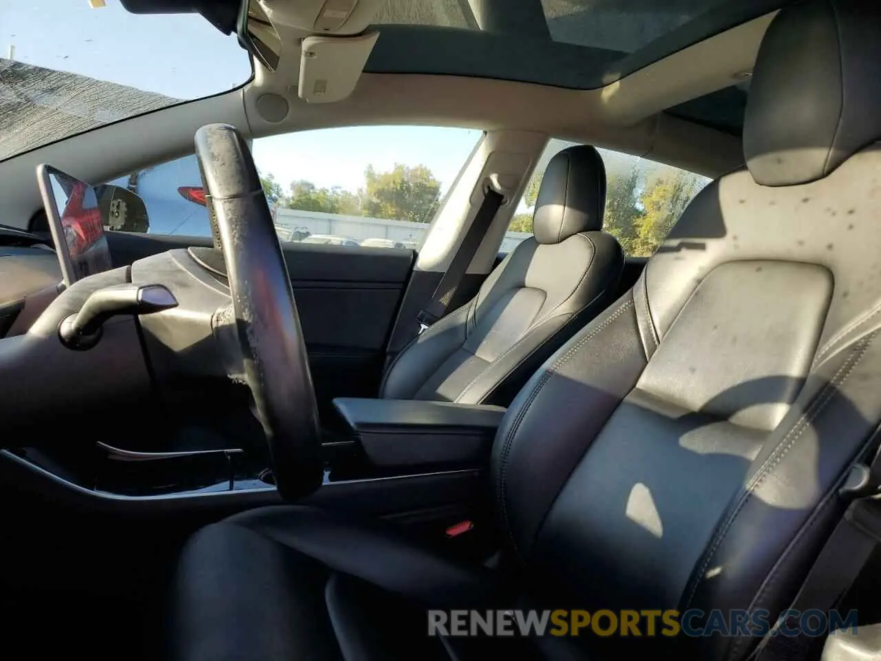 7 Photograph of a damaged car 5YJ3E1EAXKF297093 TESLA MODEL 3 2019