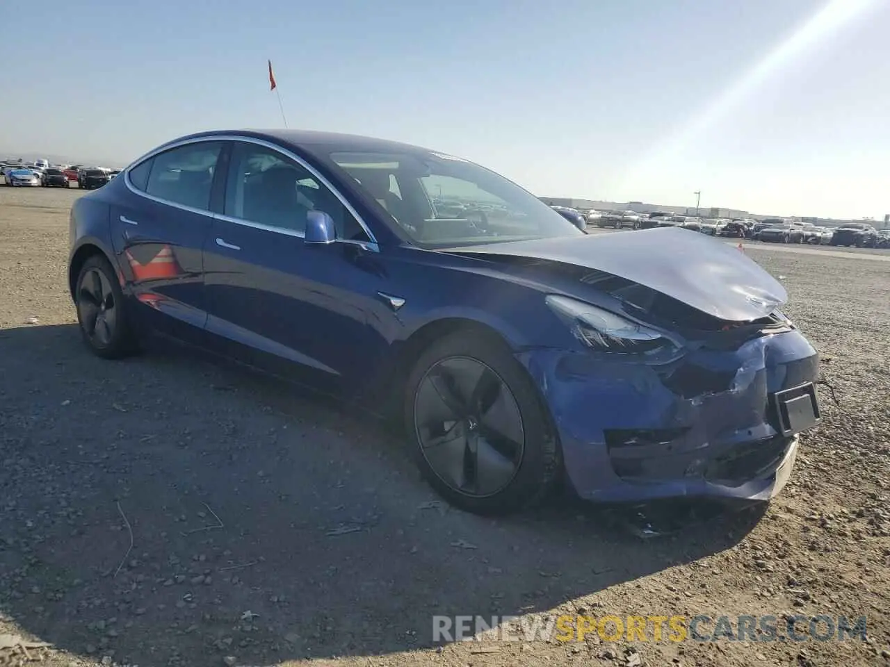 4 Фотография поврежденного автомобиля 5YJ3E1EAXKF299345 TESLA MODEL 3 2019