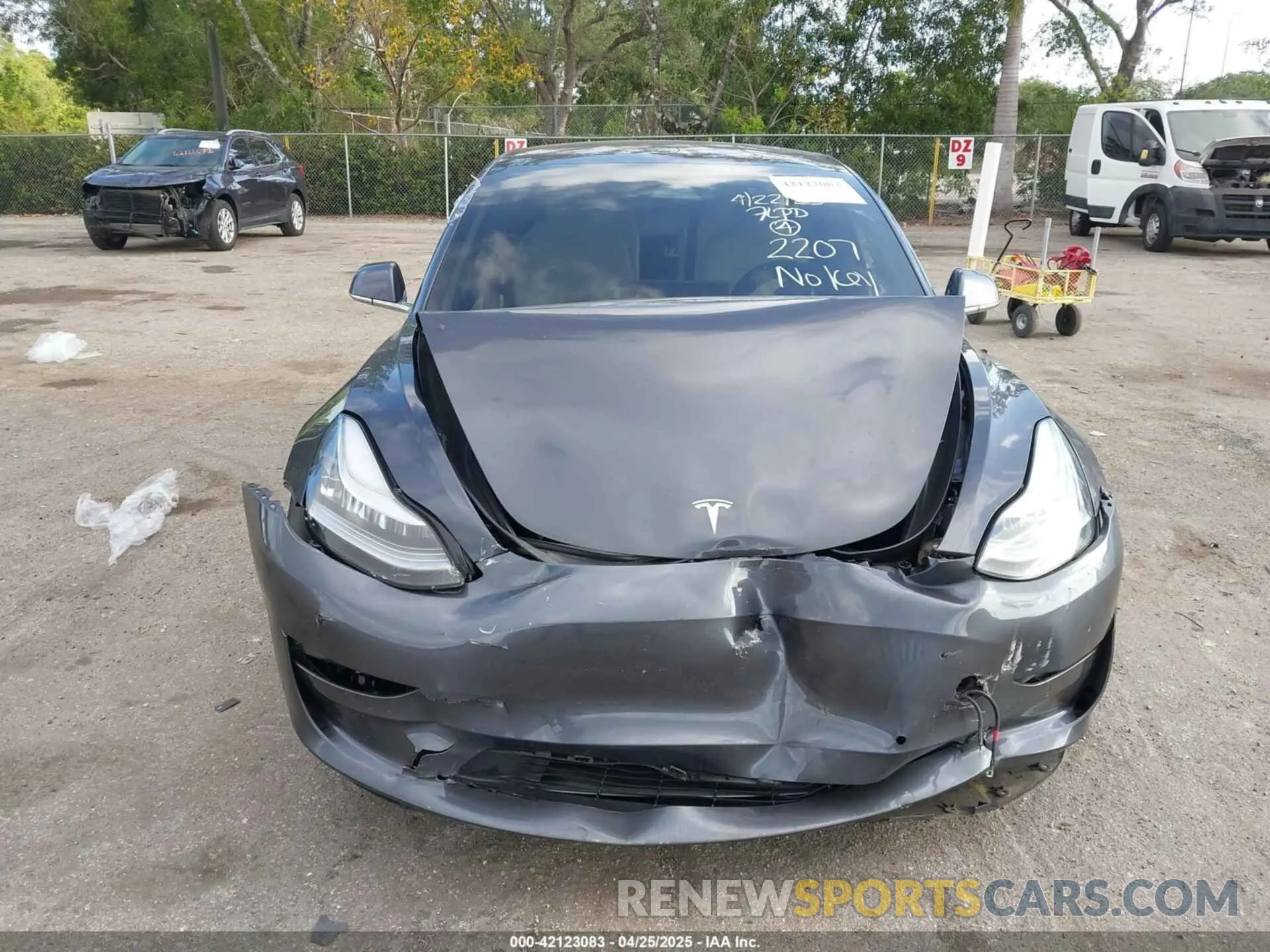 11 Фотография поврежденного автомобиля 5YJ3E1EAXKF312207 TESLA MODEL 3 2019