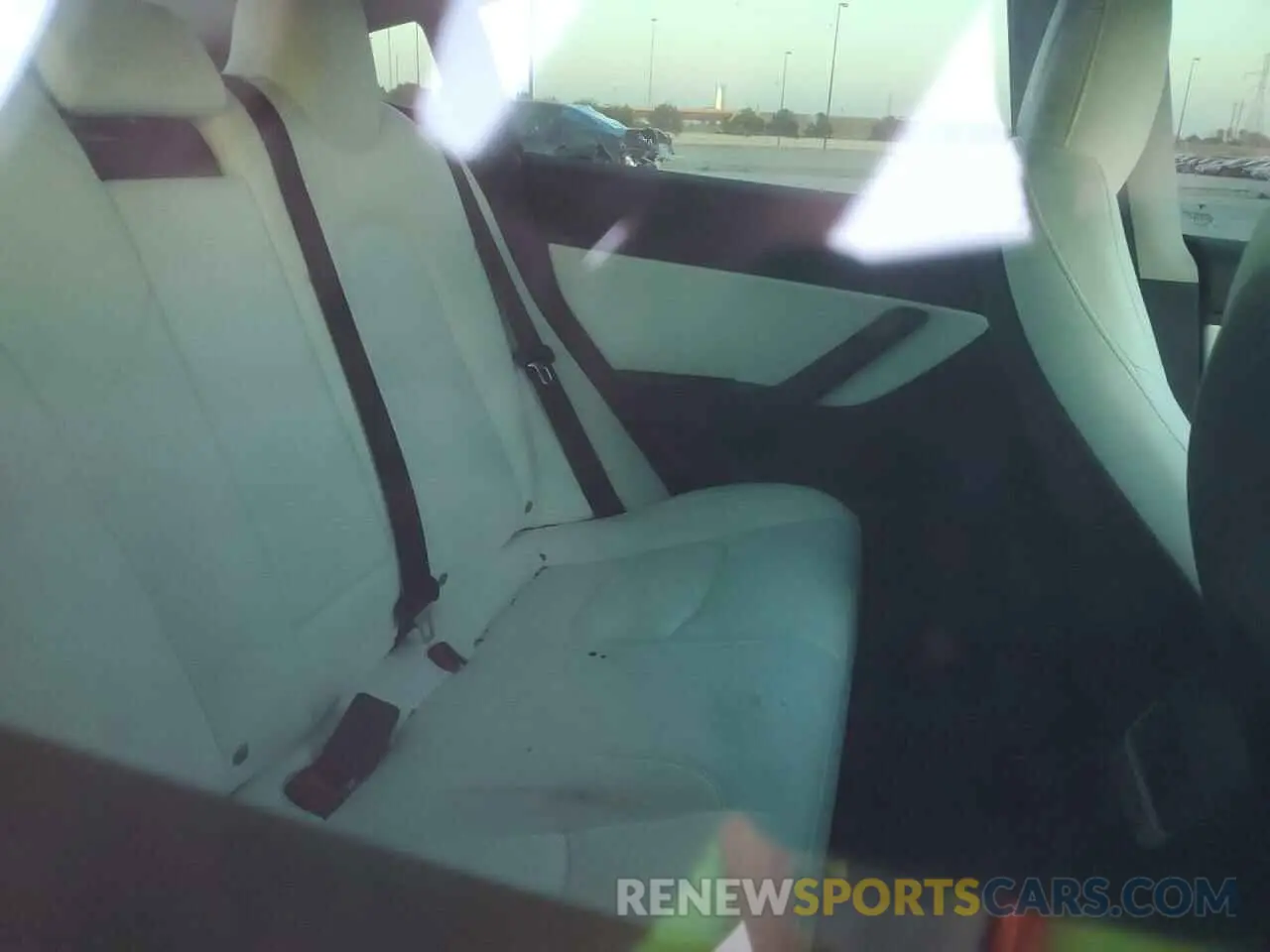 10 Photograph of a damaged car 5YJ3E1EAXKF323790 TESLA MODEL 3 2019