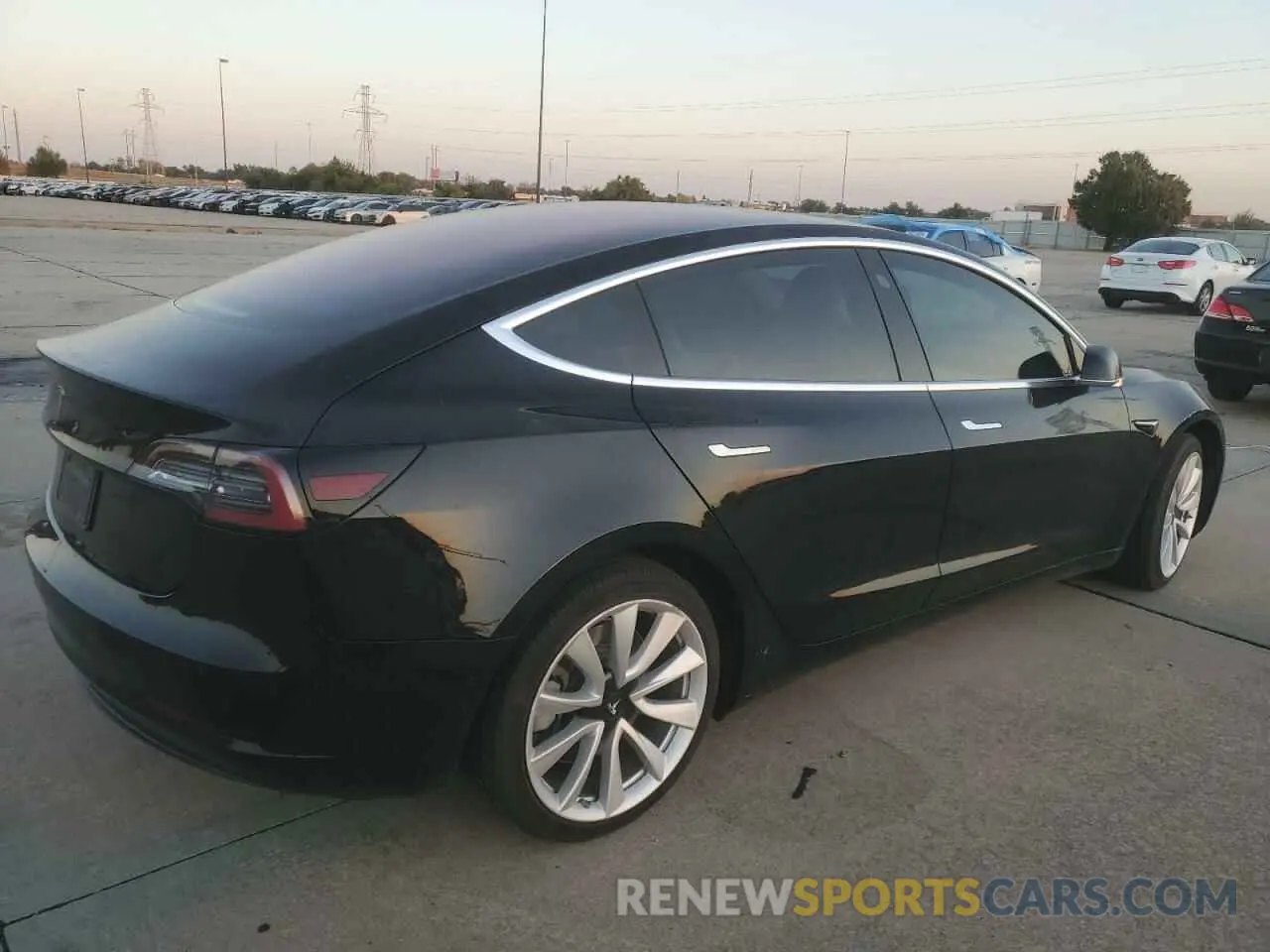 3 Photograph of a damaged car 5YJ3E1EAXKF323790 TESLA MODEL 3 2019