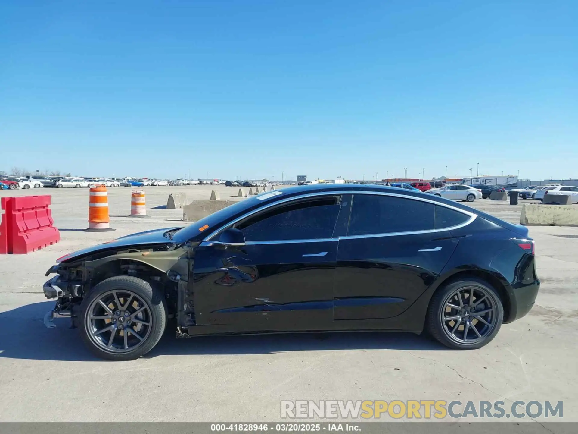 15 Фотография поврежденного автомобиля 5YJ3E1EAXKF344817 TESLA MODEL 3 2019