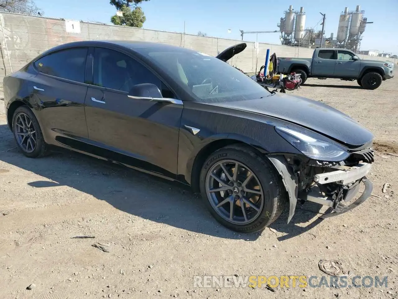 4 Photograph of a damaged car 5YJ3E1EAXKF415644 TESLA MODEL 3 2019