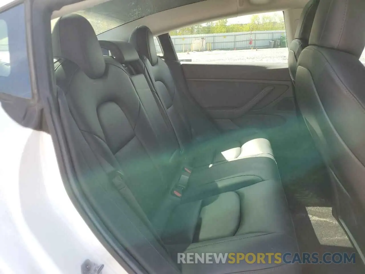 10 Photograph of a damaged car 5YJ3E1EAXKF517882 TESLA MODEL 3 2019