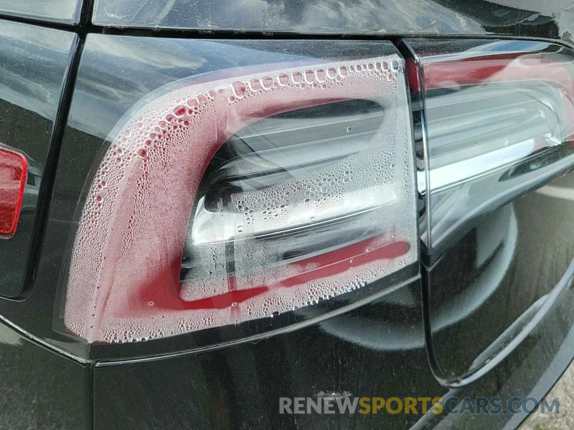 24 Photograph of a damaged car 5YJ3E1EB0KF199215 TESLA MODEL 3 2019