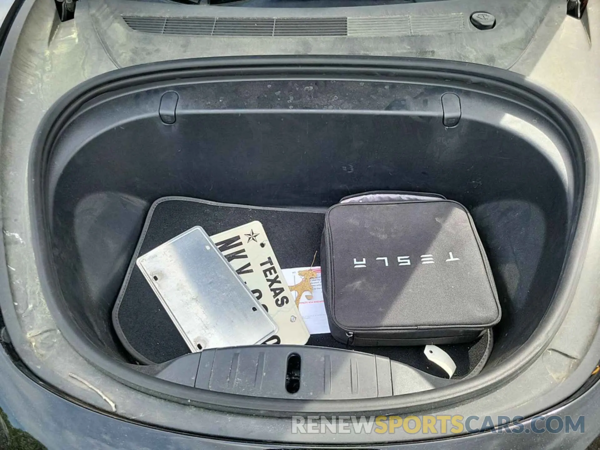 3 Photograph of a damaged car 5YJ3E1EB0KF199215 TESLA MODEL 3 2019