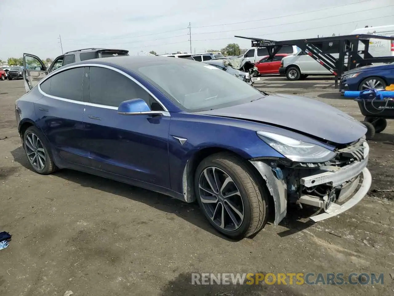 4 Фотография поврежденного автомобиля 5YJ3E1EB0KF392173 TESLA MODEL 3 2019