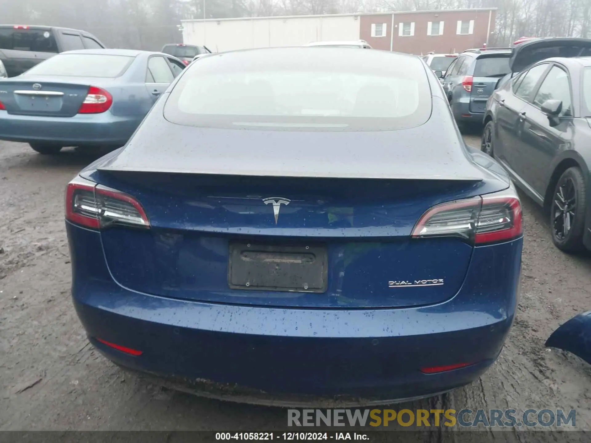 17 Photograph of a damaged car 5YJ3E1EB0KF413605 TESLA MODEL 3 2019