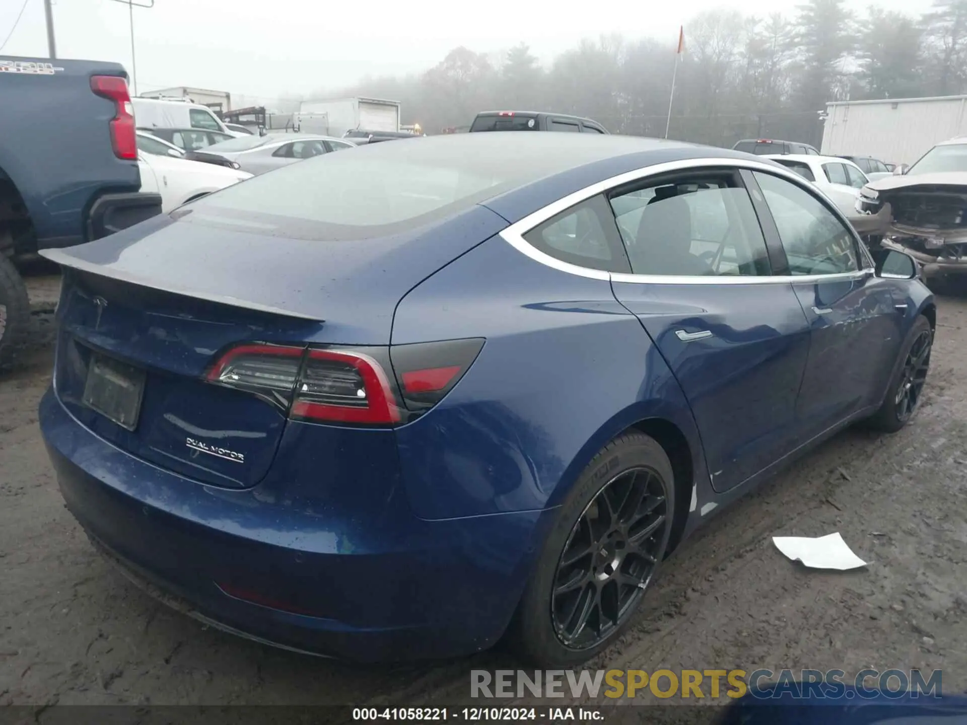 4 Photograph of a damaged car 5YJ3E1EB0KF413605 TESLA MODEL 3 2019