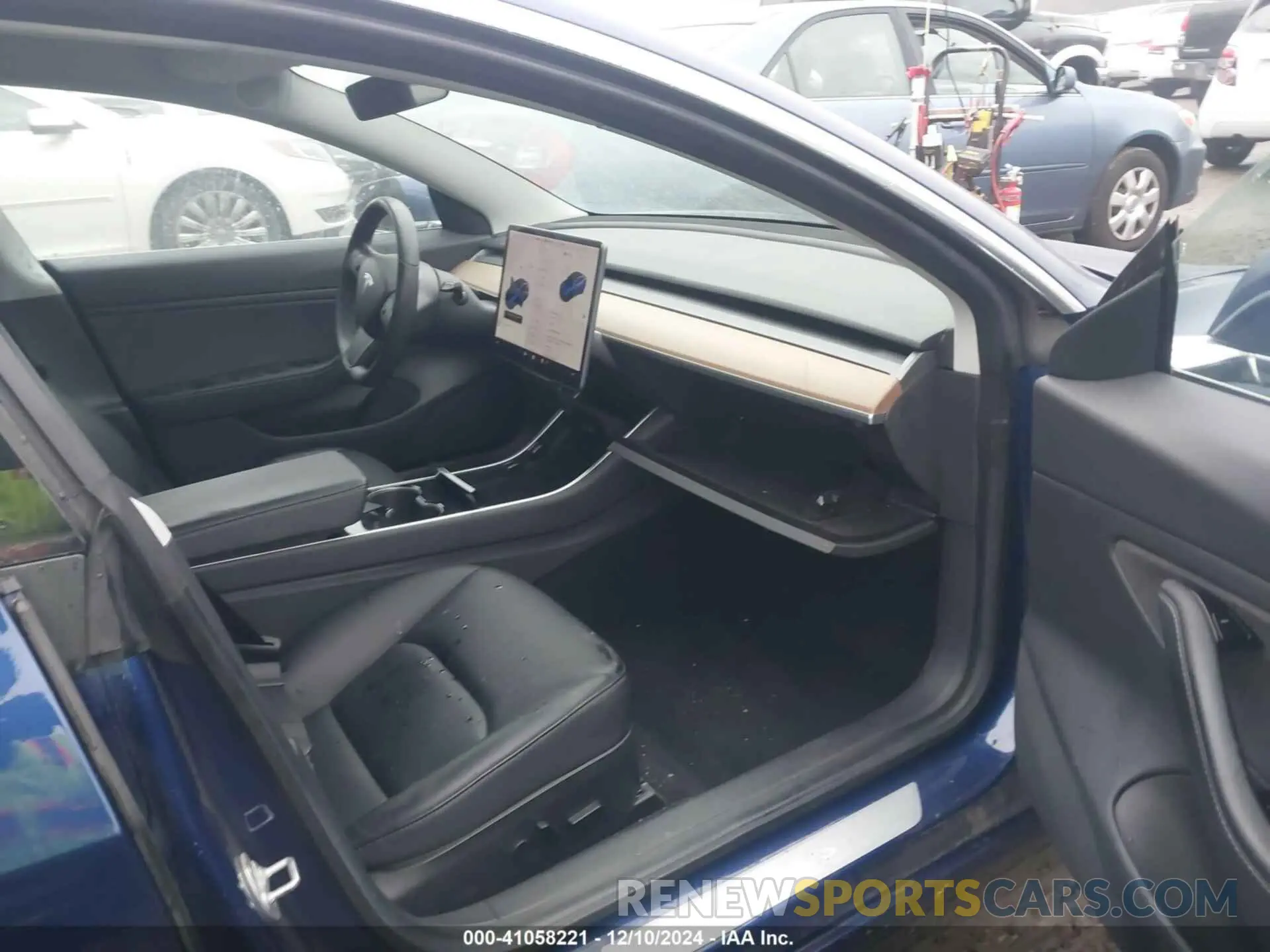 5 Photograph of a damaged car 5YJ3E1EB0KF413605 TESLA MODEL 3 2019