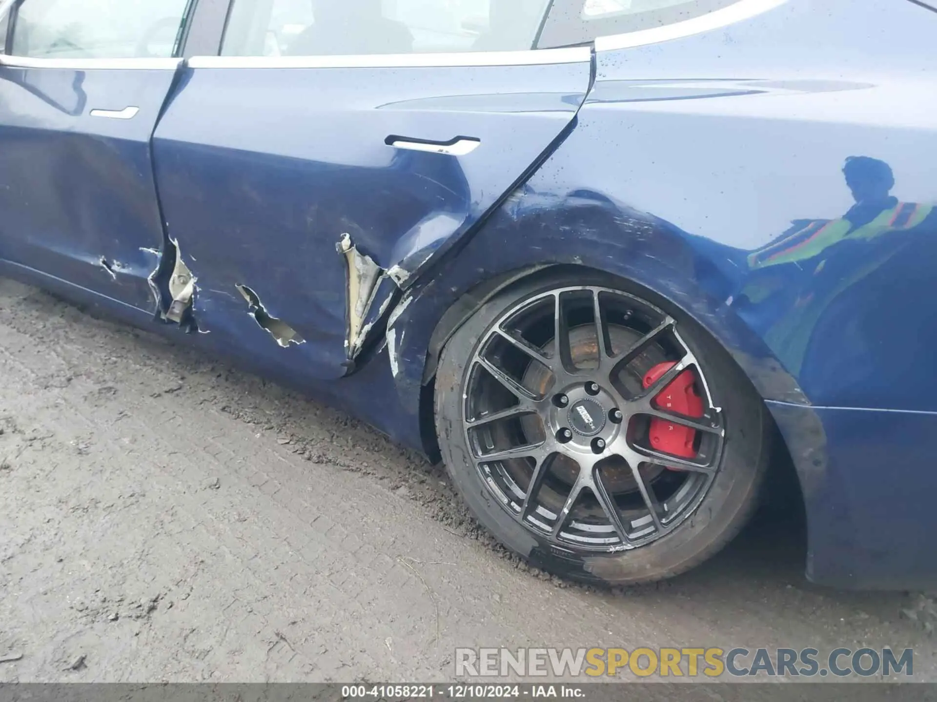 6 Photograph of a damaged car 5YJ3E1EB0KF413605 TESLA MODEL 3 2019