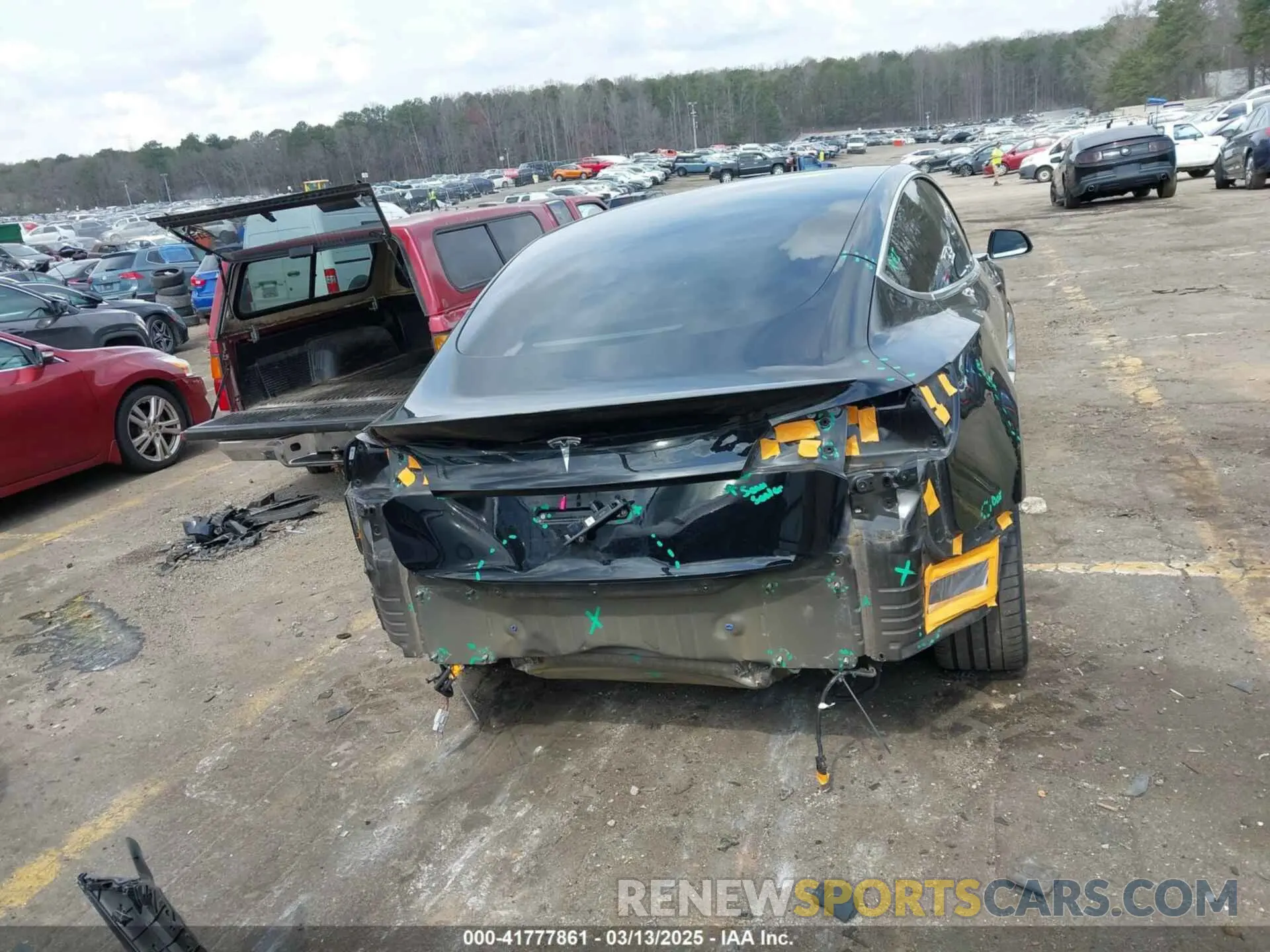 16 Фотография поврежденного автомобиля 5YJ3E1EB0KF422093 TESLA MODEL 3 2019