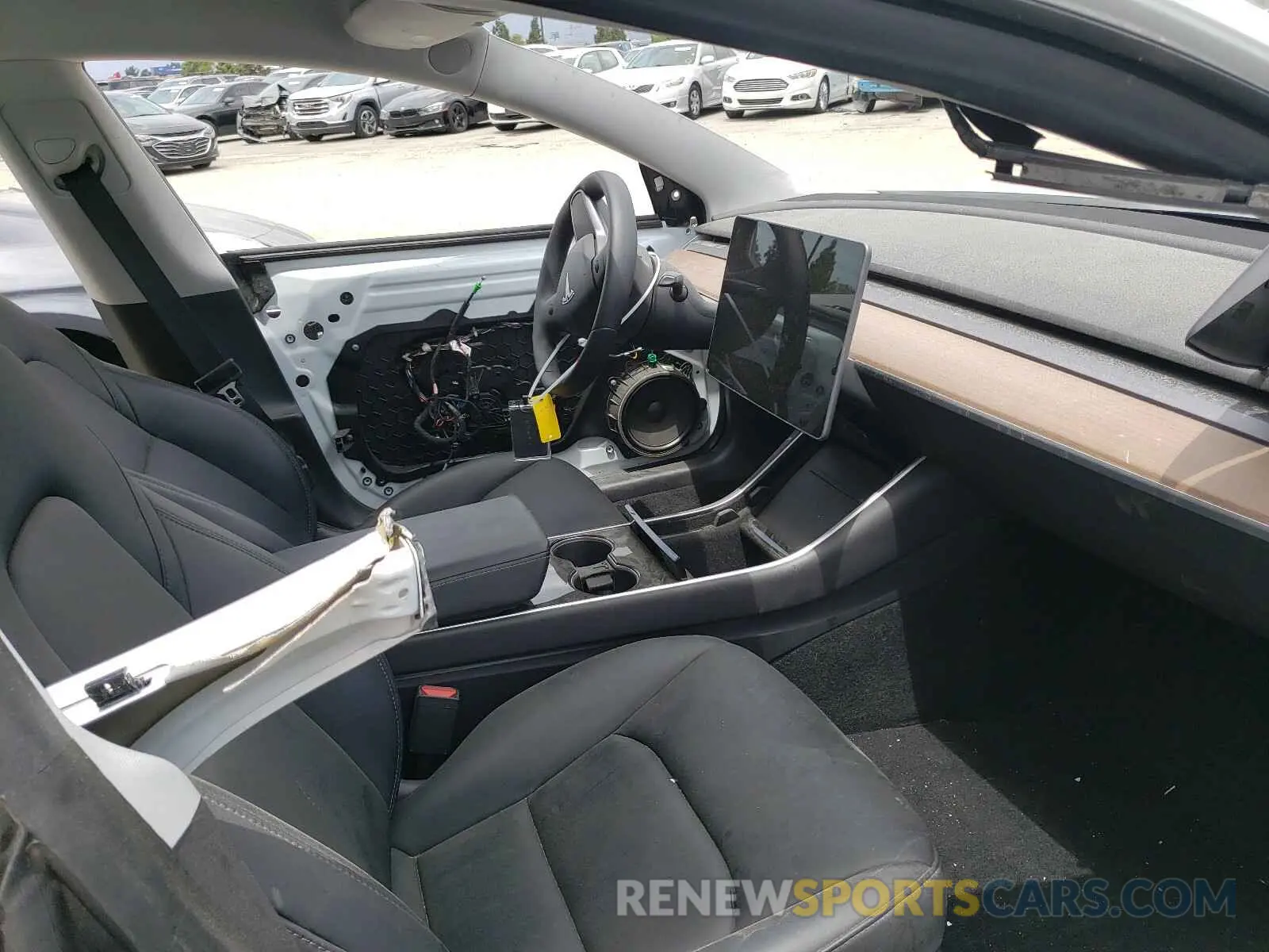 5 Photograph of a damaged car 5YJ3E1EB0KF427858 TESLA MODEL 3 2019